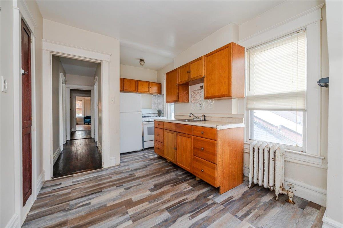 2312 Morgan Avenue Property Photo 8