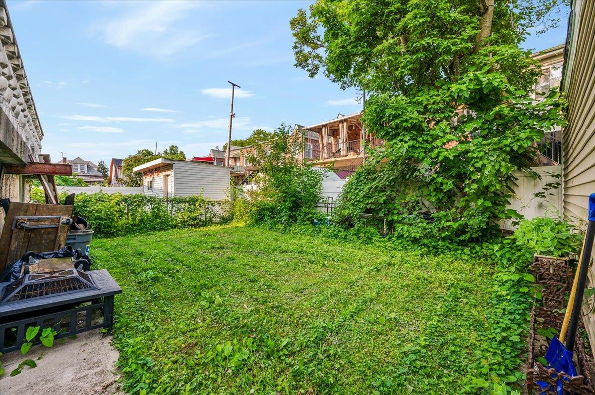 2312 Morgan Avenue Property Photo 17