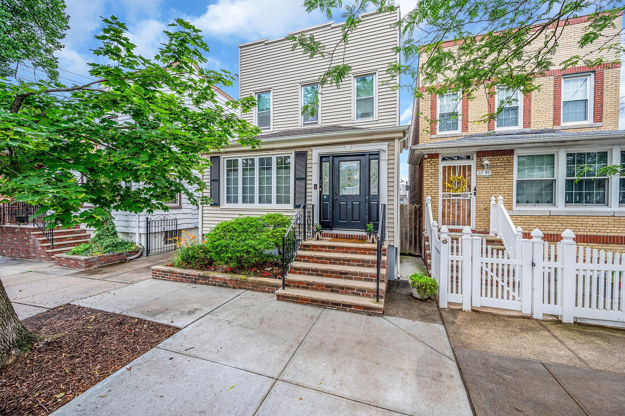 65-47 79th Street Property Photo 1