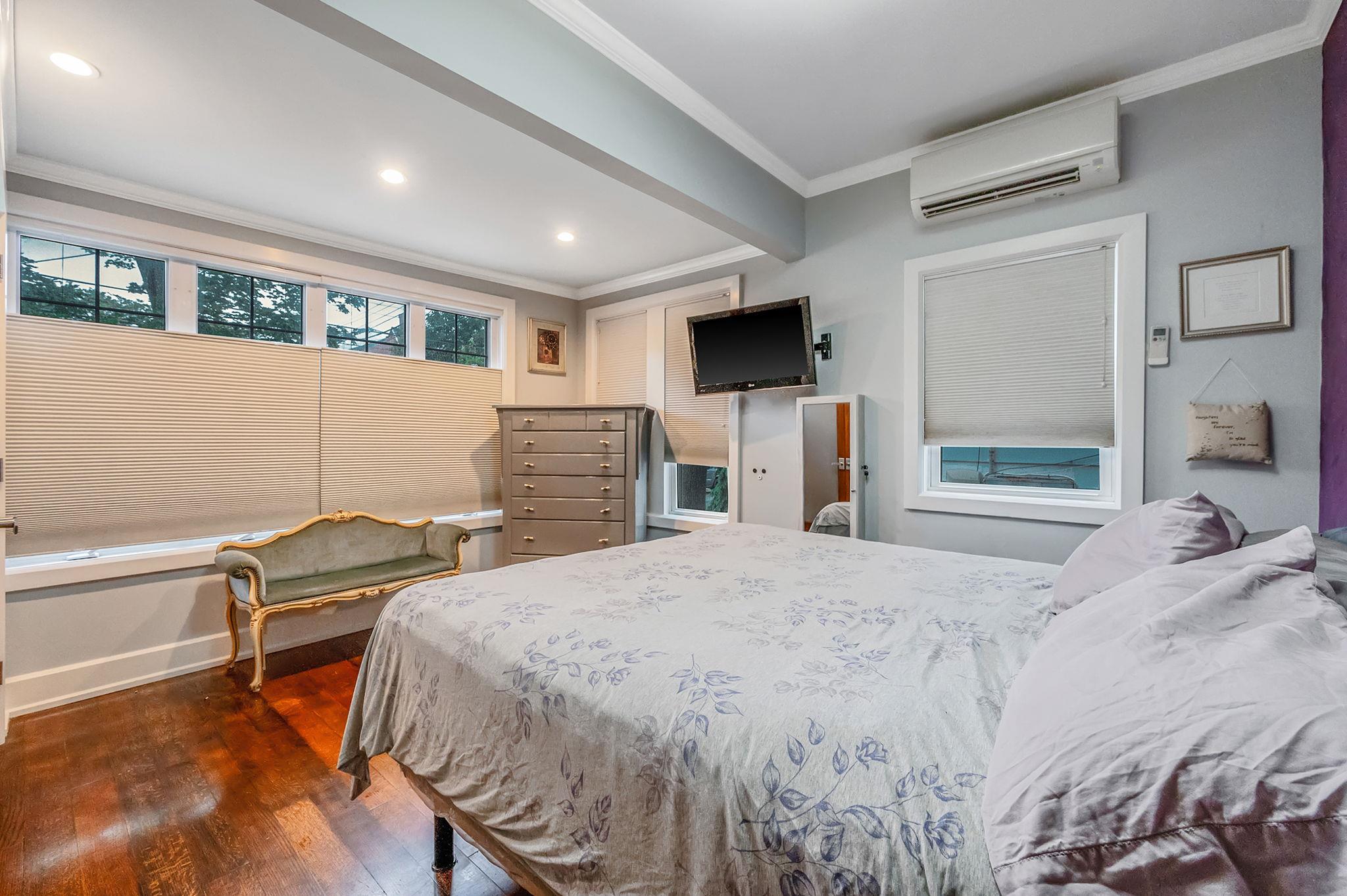 65-47 79th Street Property Photo 22