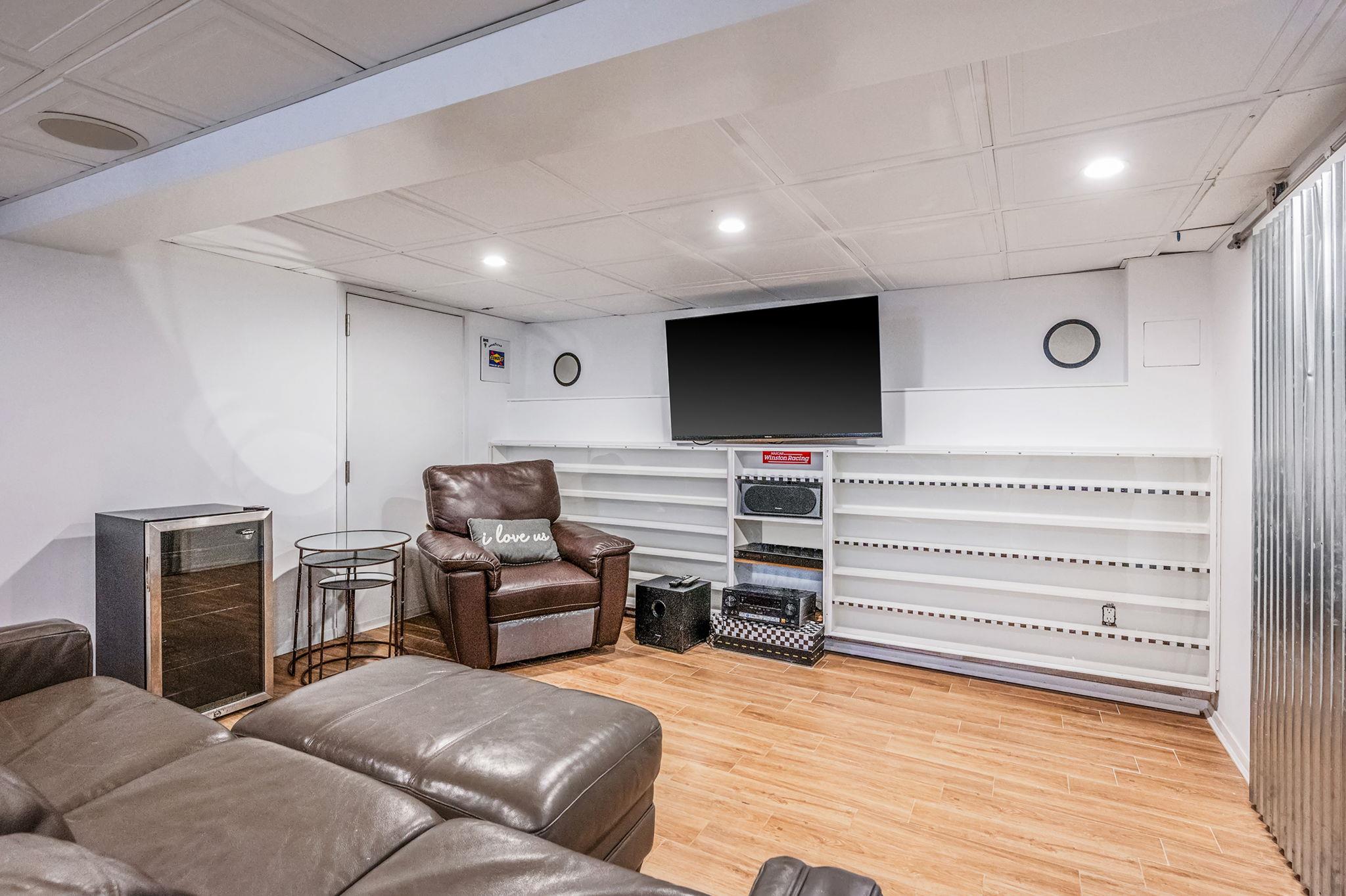 65-47 79th Street Property Photo 27