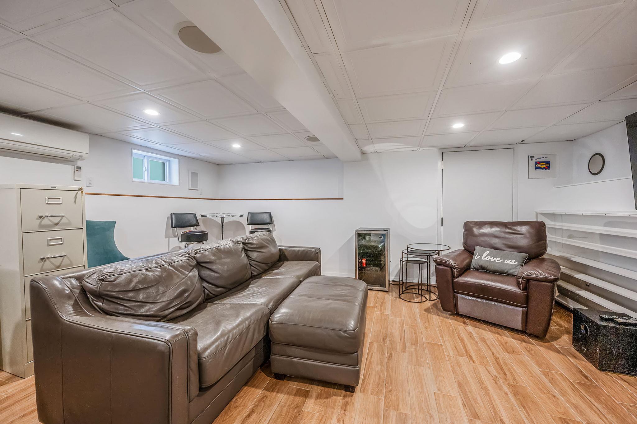 65-47 79th Street Property Photo 28