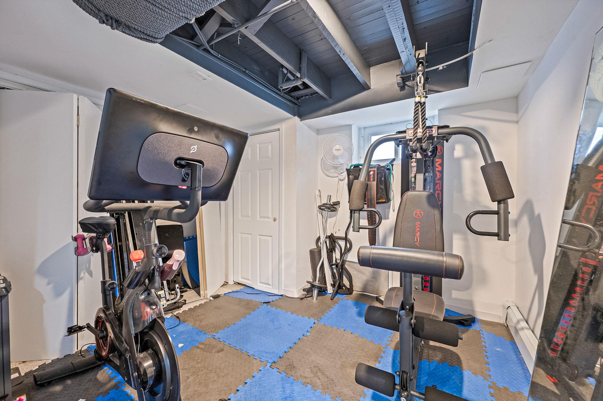 65-47 79th Street Property Photo 32