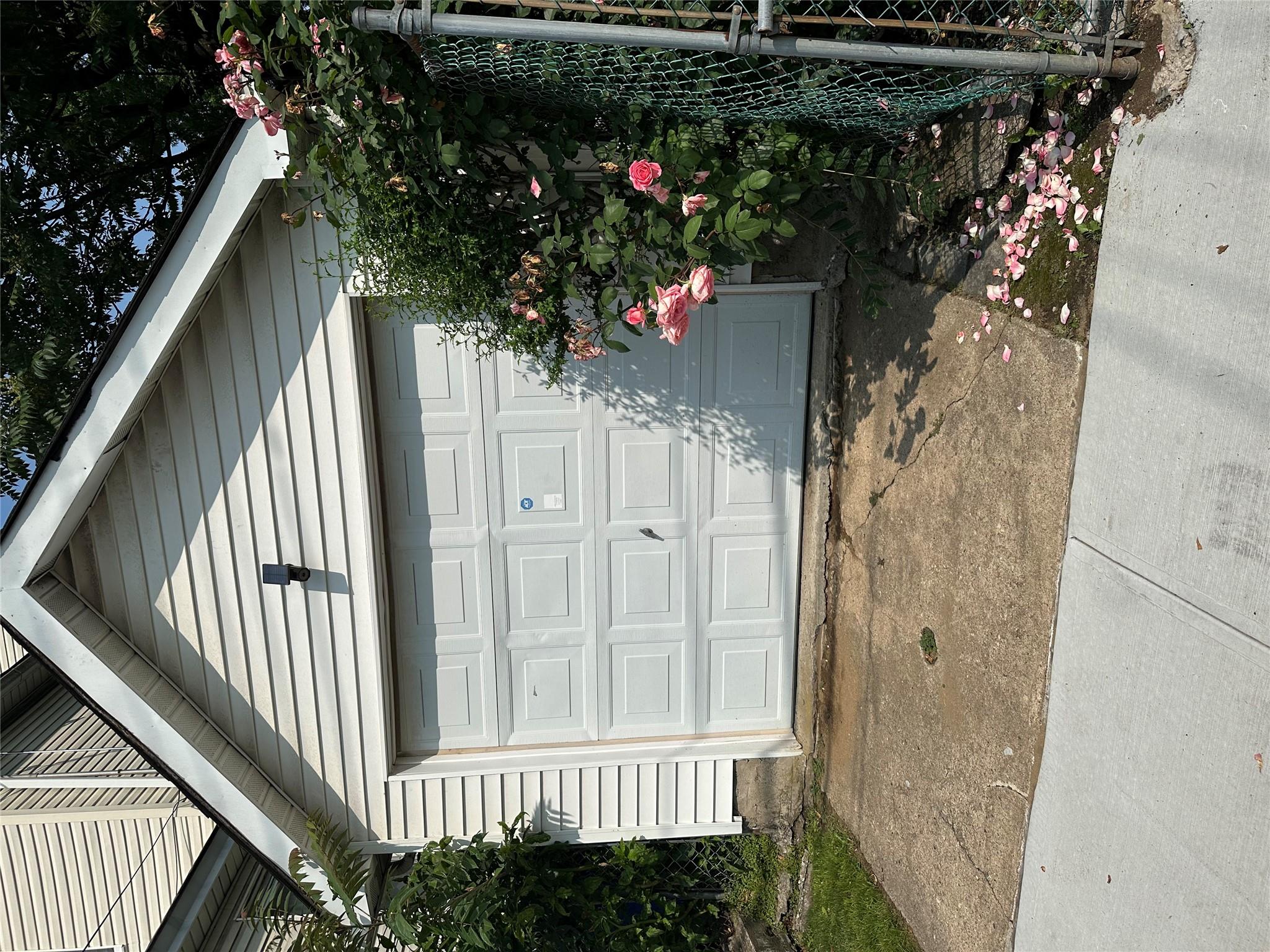 10650 Waltham Street Property Photo 3