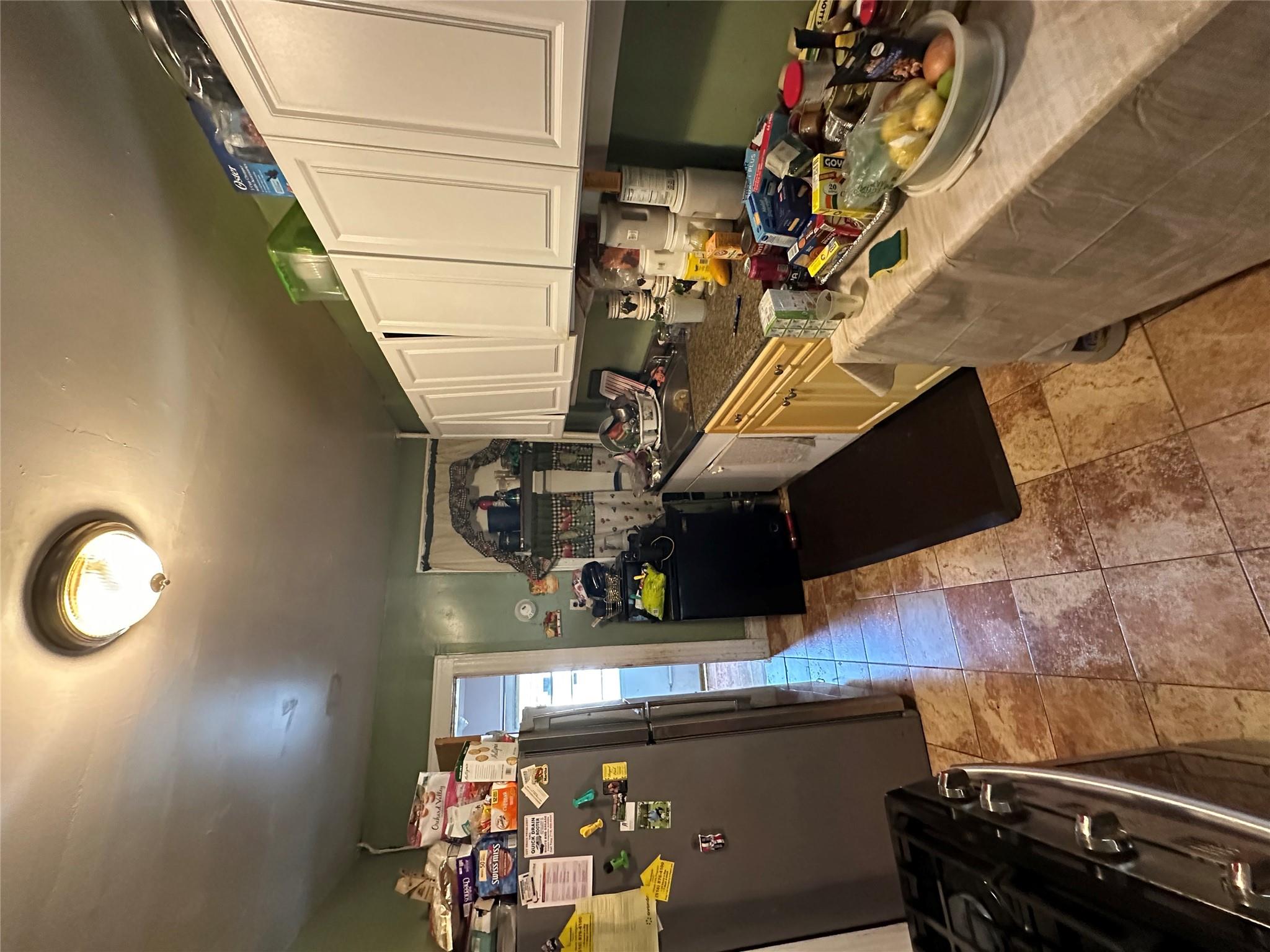 10650 Waltham Street Property Photo 5