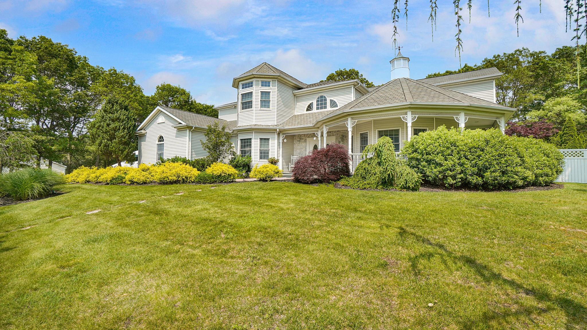 59 Lidge Drive Property Photo 2
