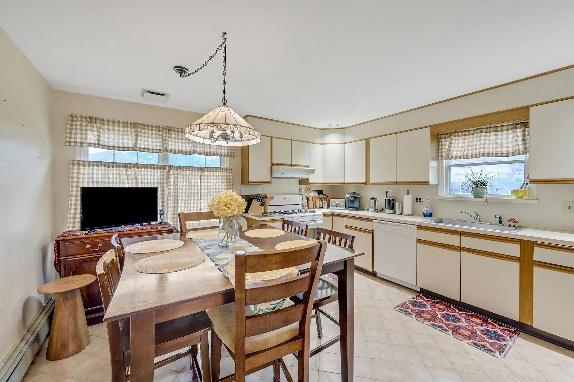 12 Congress Street Property Photo 16