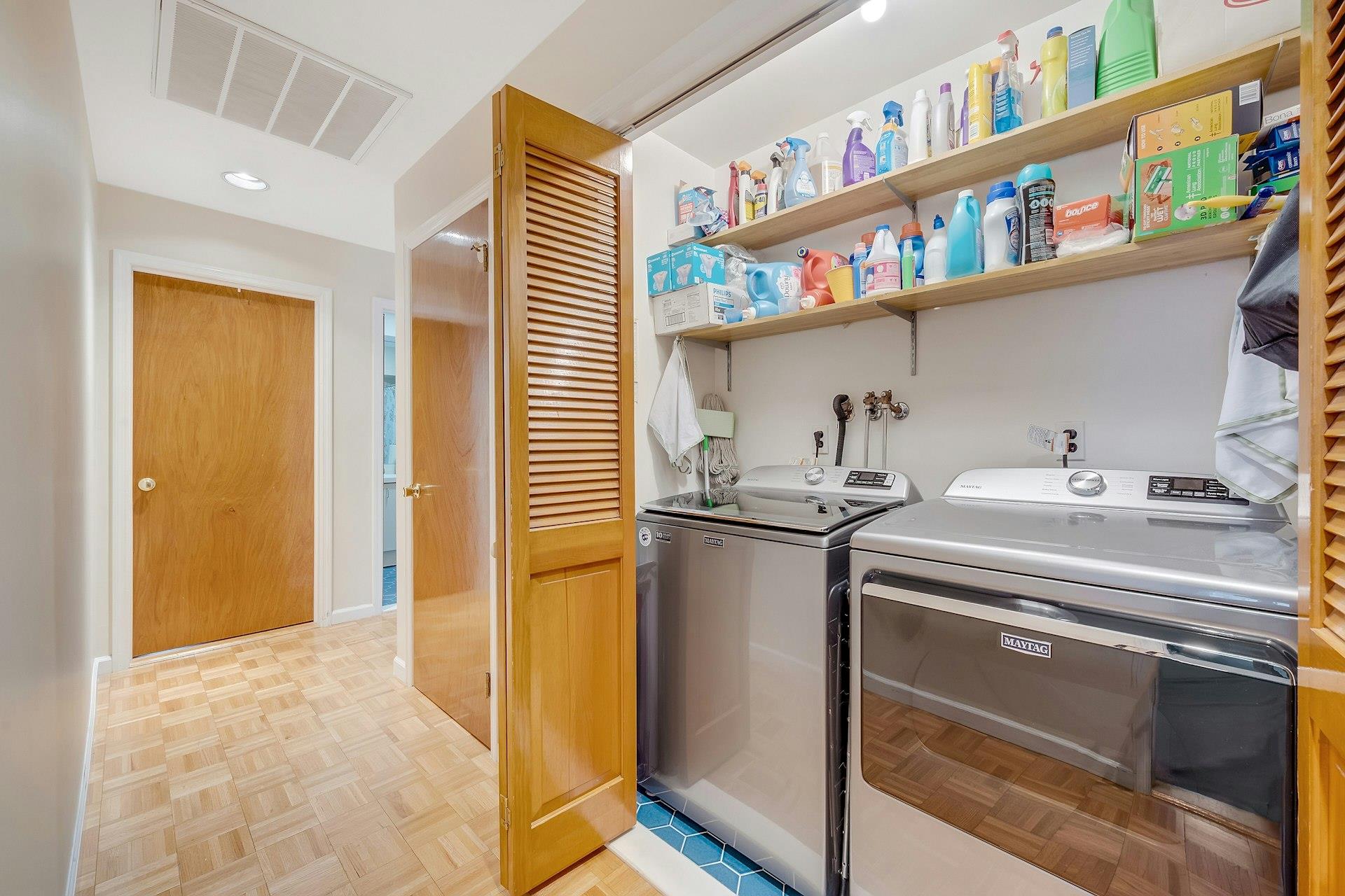 12 Congress Street Property Photo 26