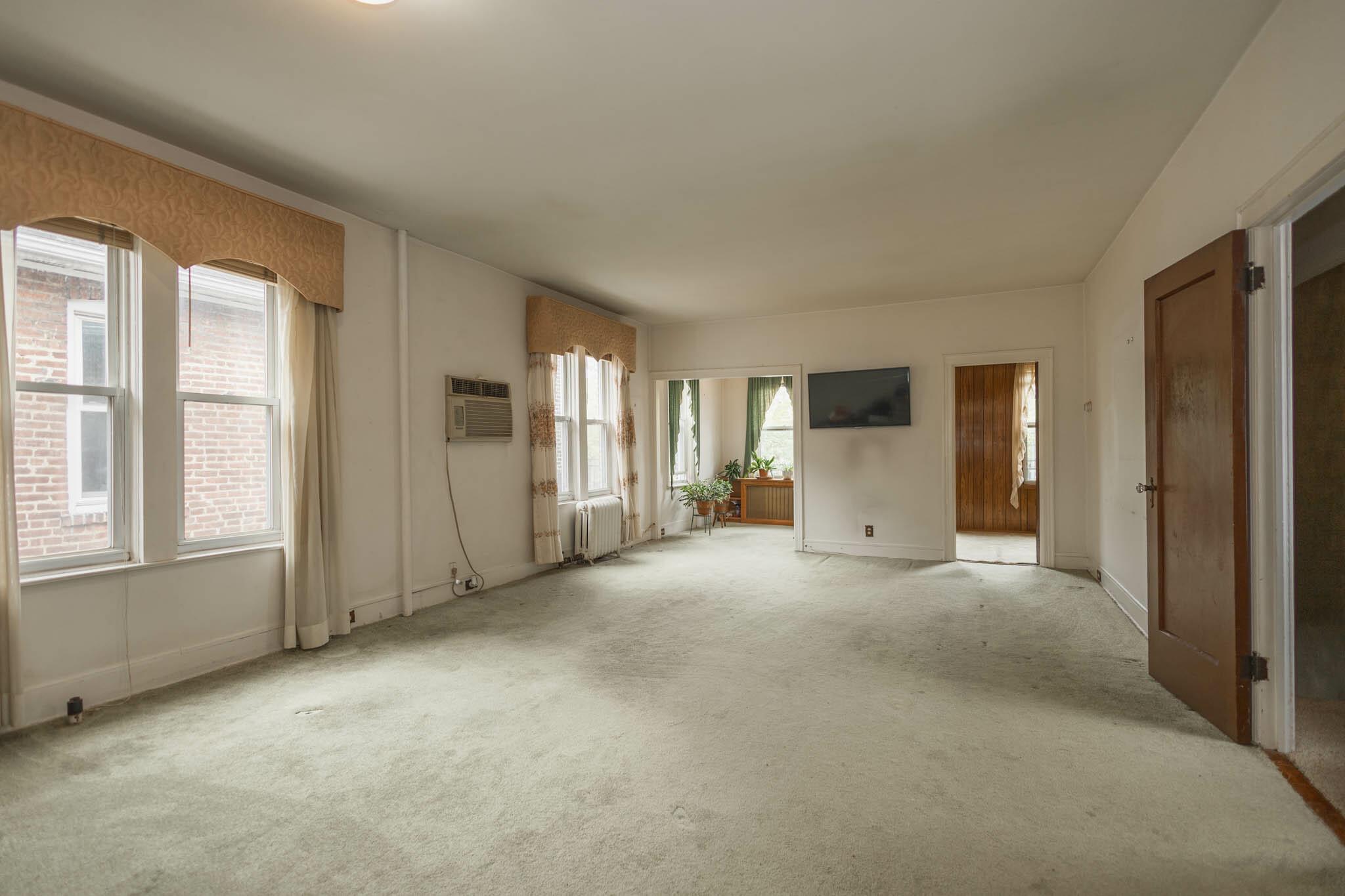 40-29 201 Street A, B, C Property Photo 16