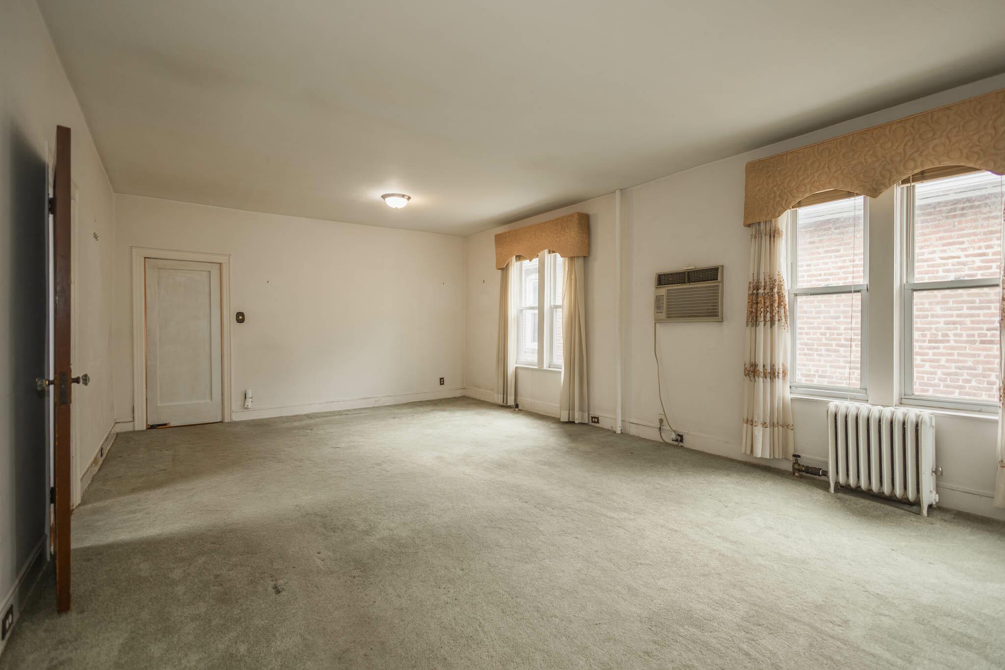 40-29 201 Street A, B, C Property Photo 19