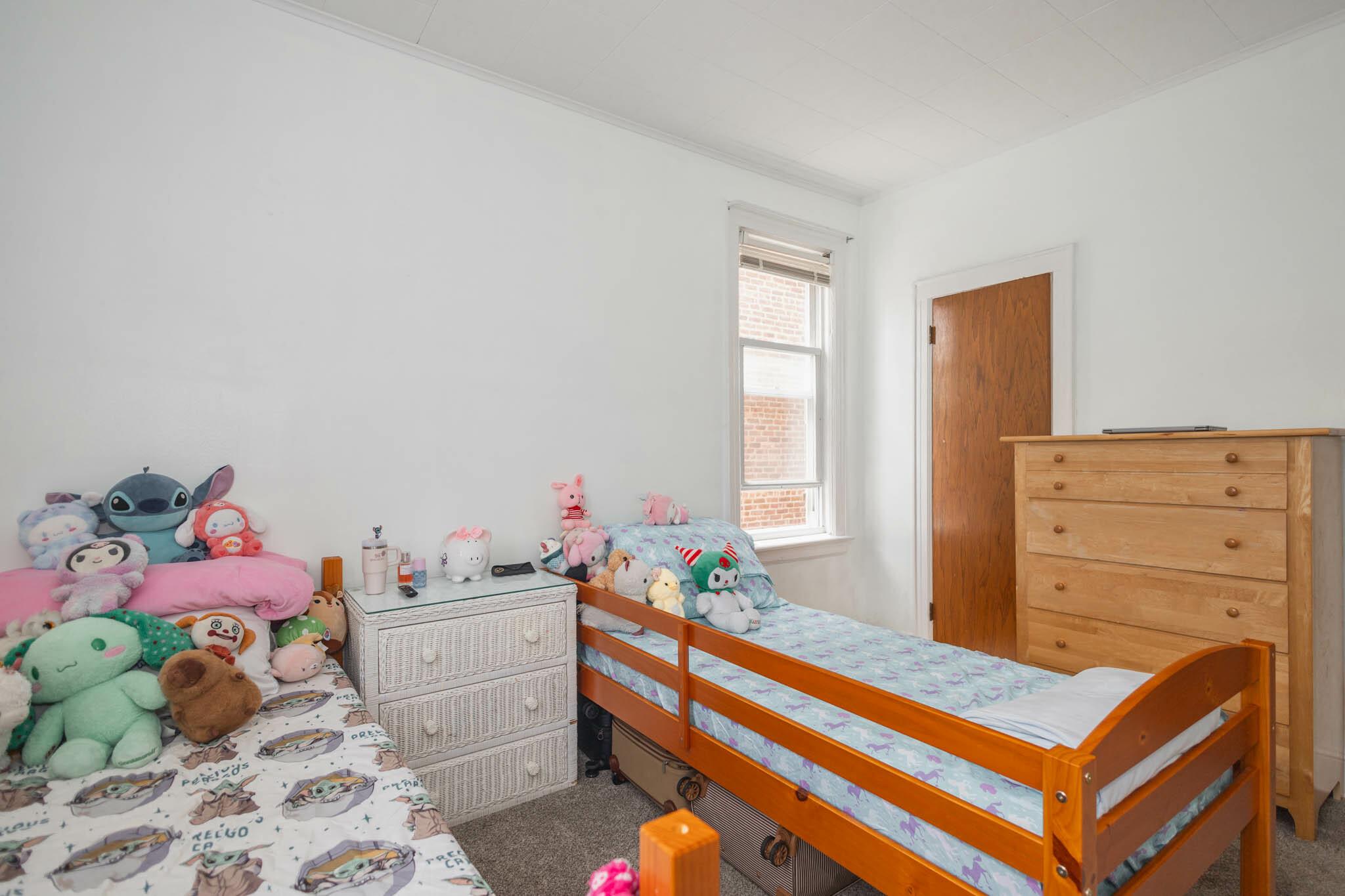 40-29 201 Street A, B, C Property Photo 39