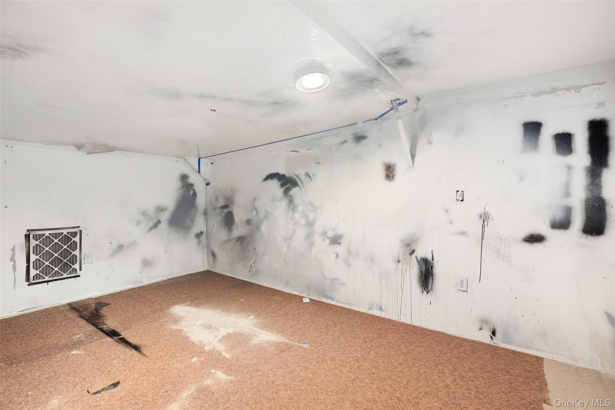 300 Adams Street Property Photo 15