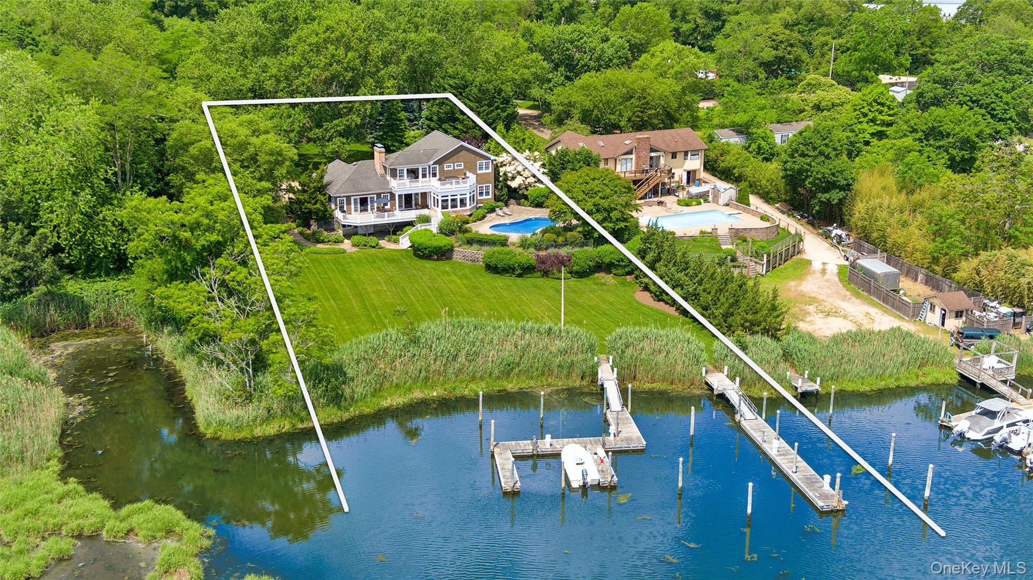 40 Overlook Drive Property Photo 4