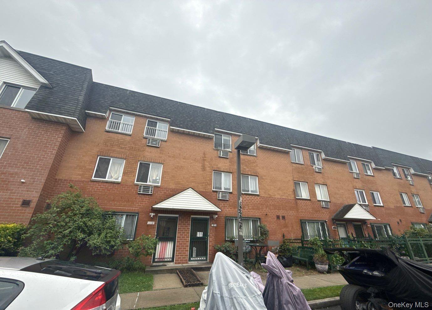 1316 33rd Avenue Property Photo 1