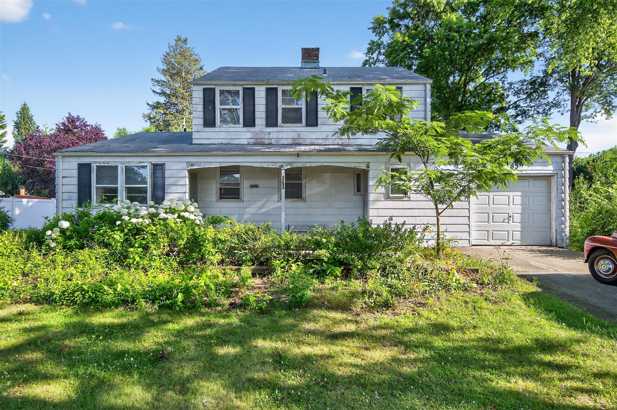 85 Aspinwall Street