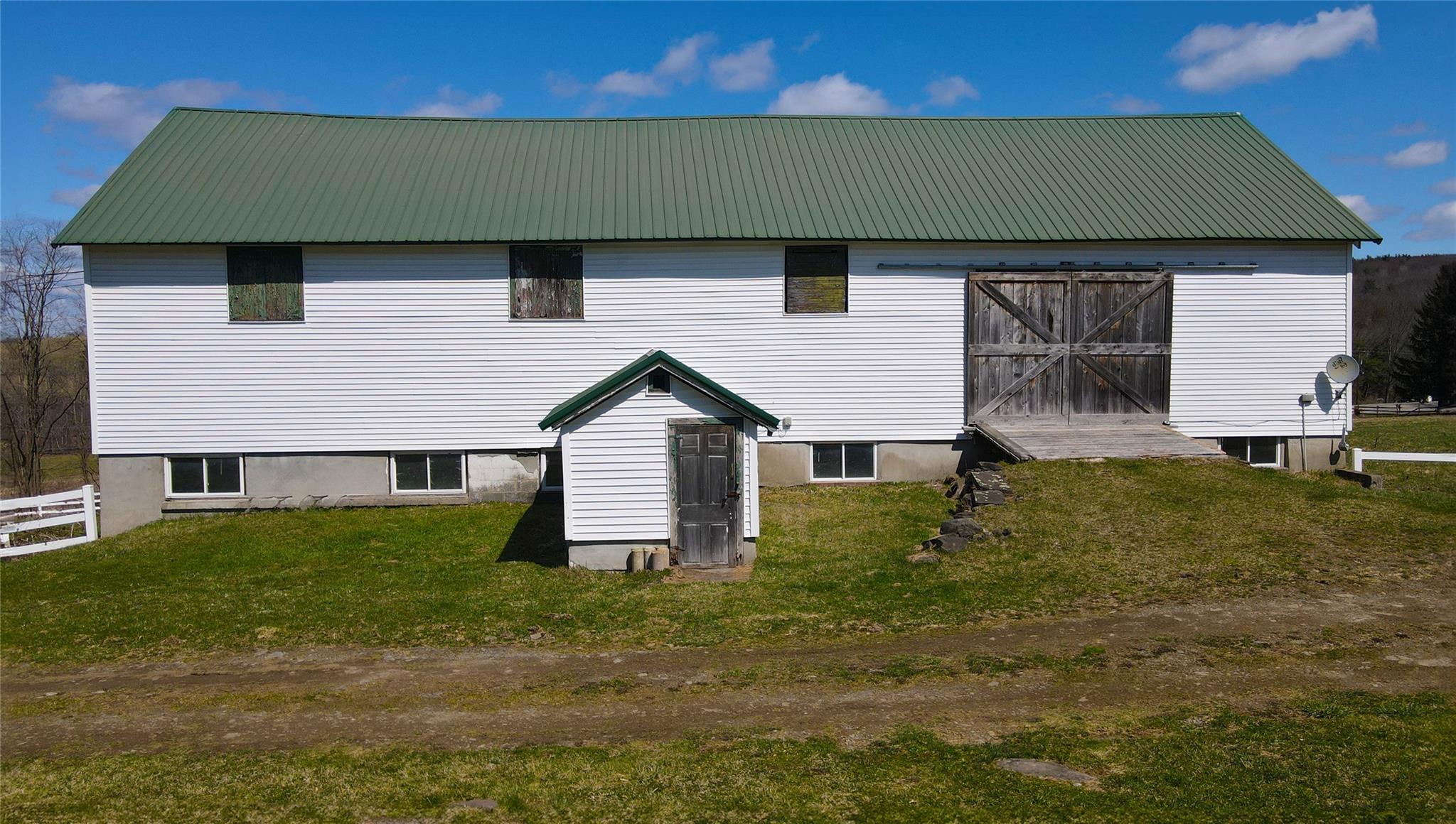 892 Bowbell Road Property Photo 34