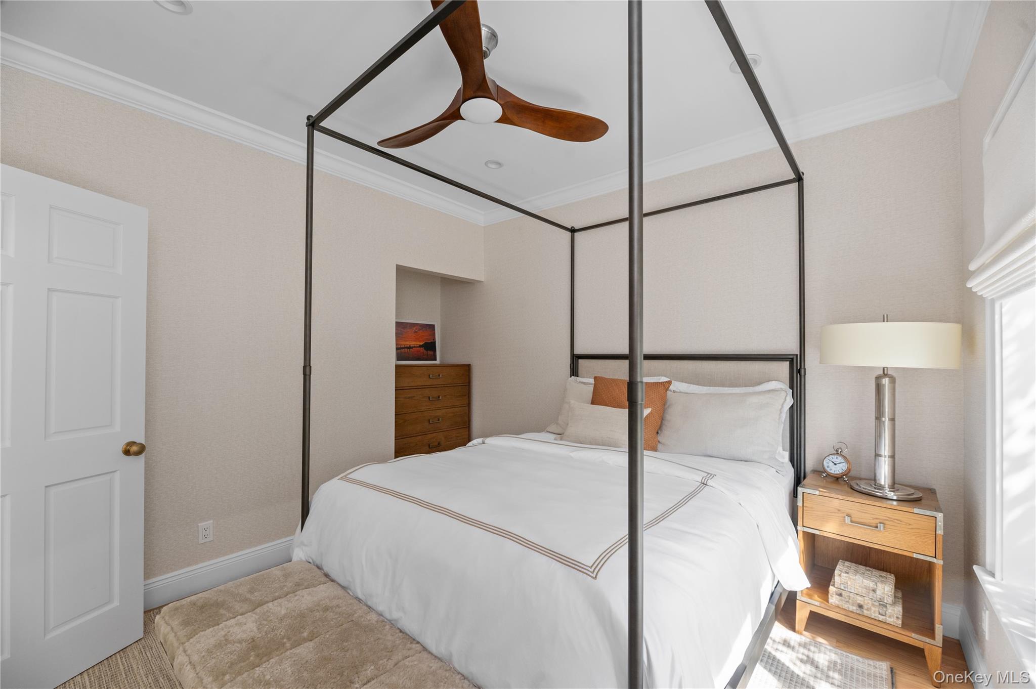 1005 Surf View Property Photo 17