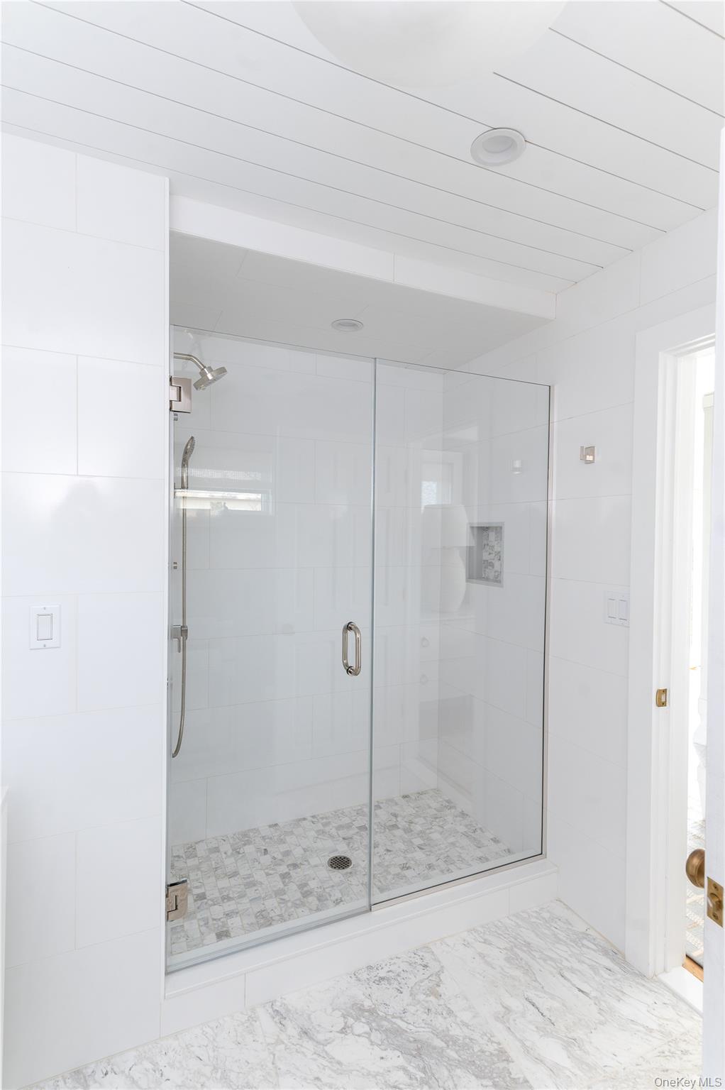 1005 Surf View Property Photo 27