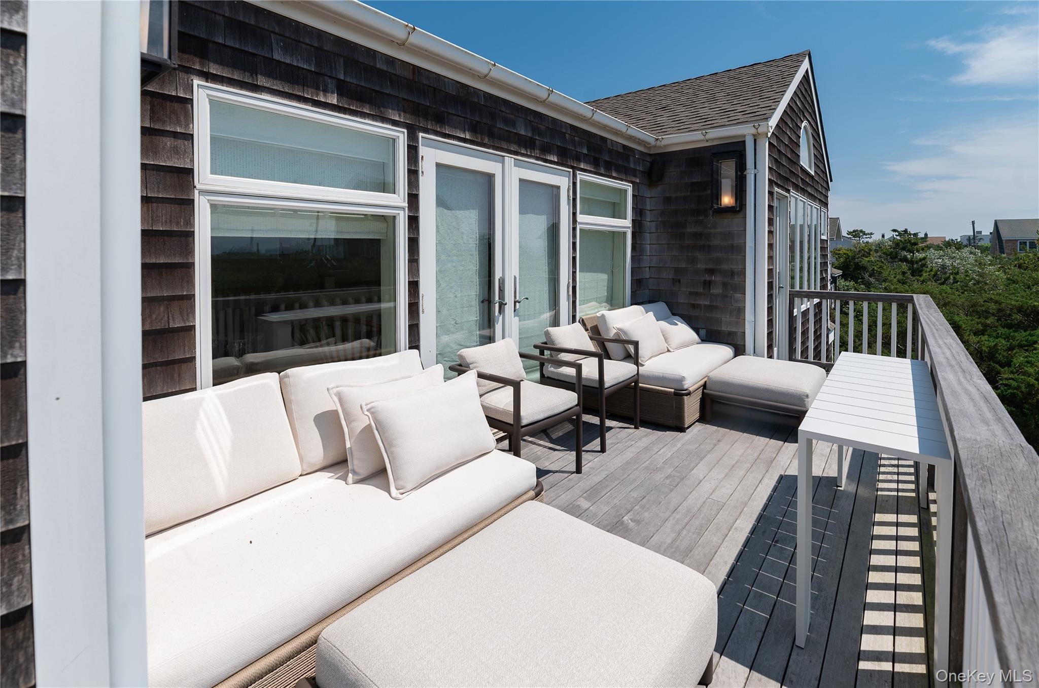 1005 Surf View Property Photo 36