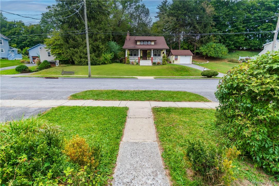 9 Oakland Avenue Property Photo 3
