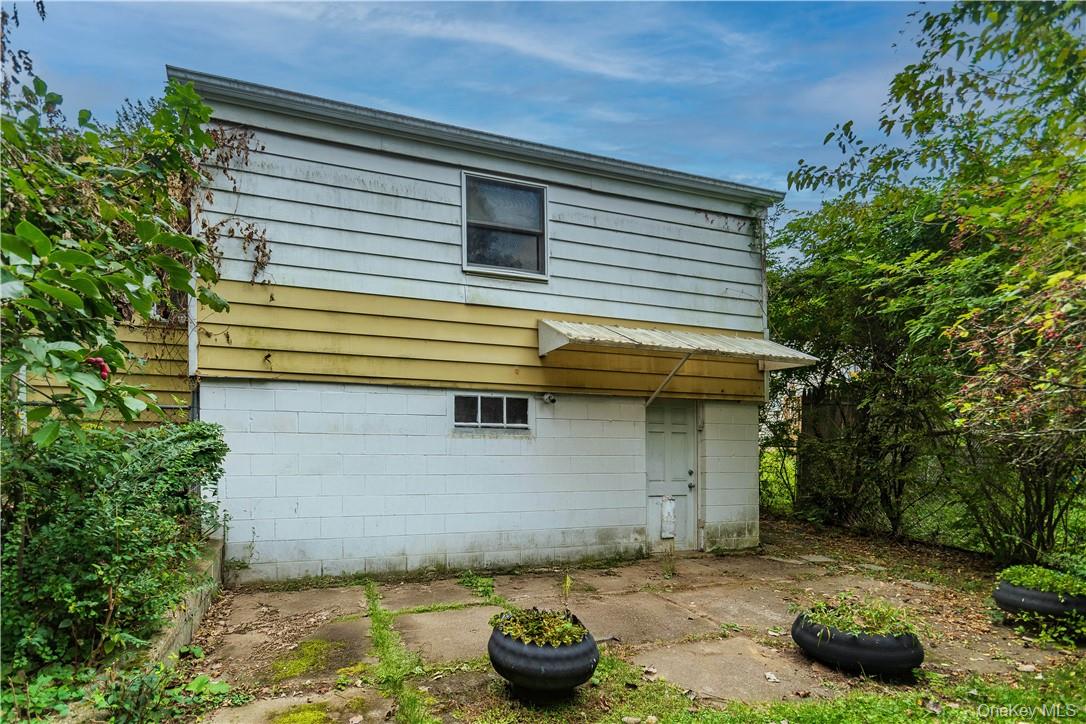 9 Oakland Avenue Property Photo 25