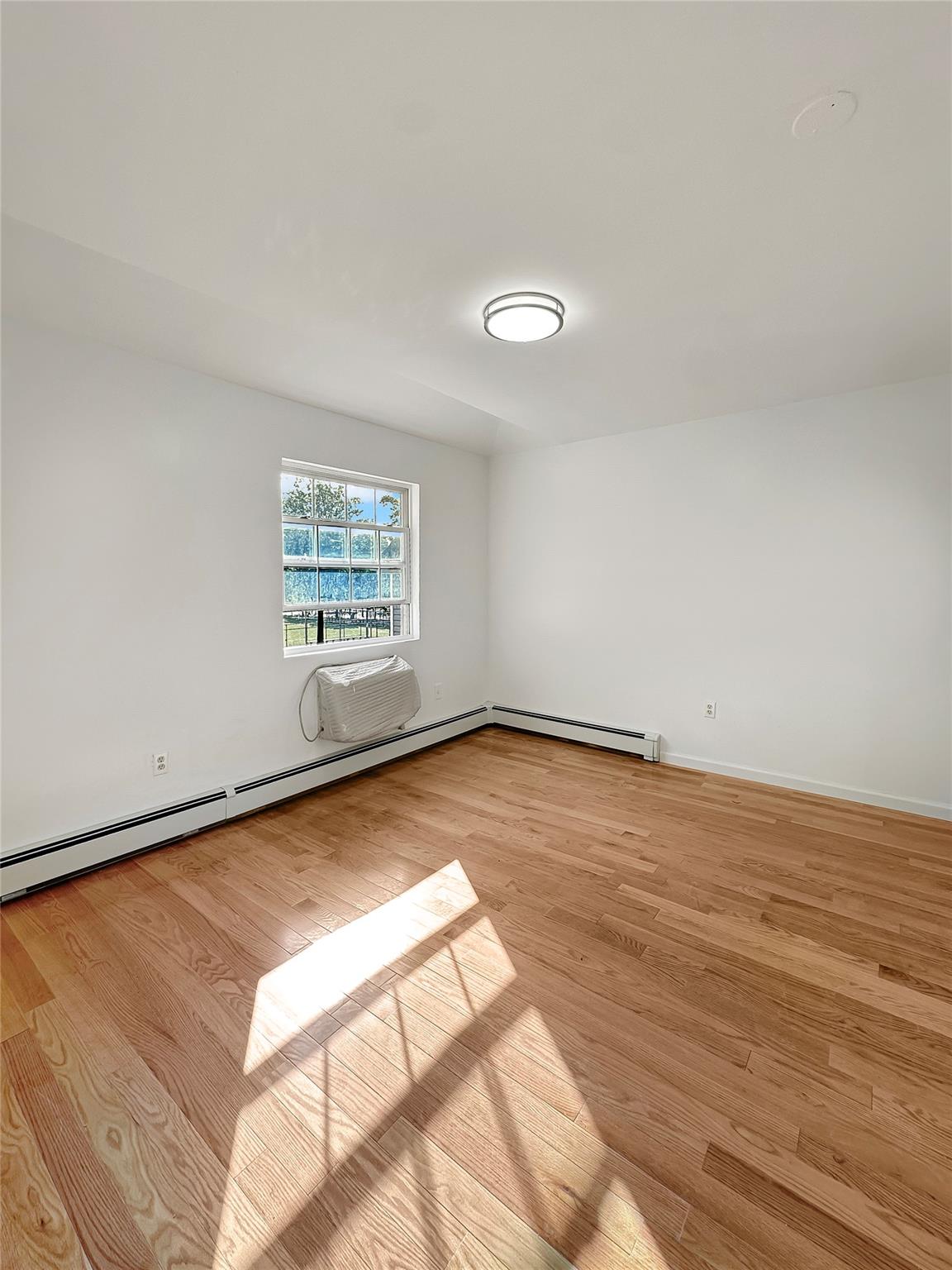 10835 157th Street Property Photo 8