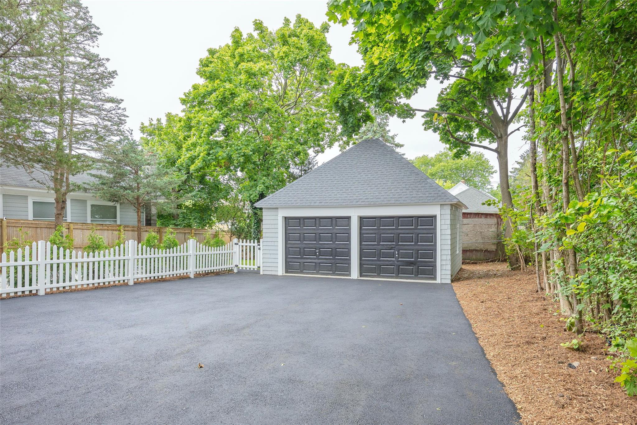 131 Ostrander Avenue Property Photo 8