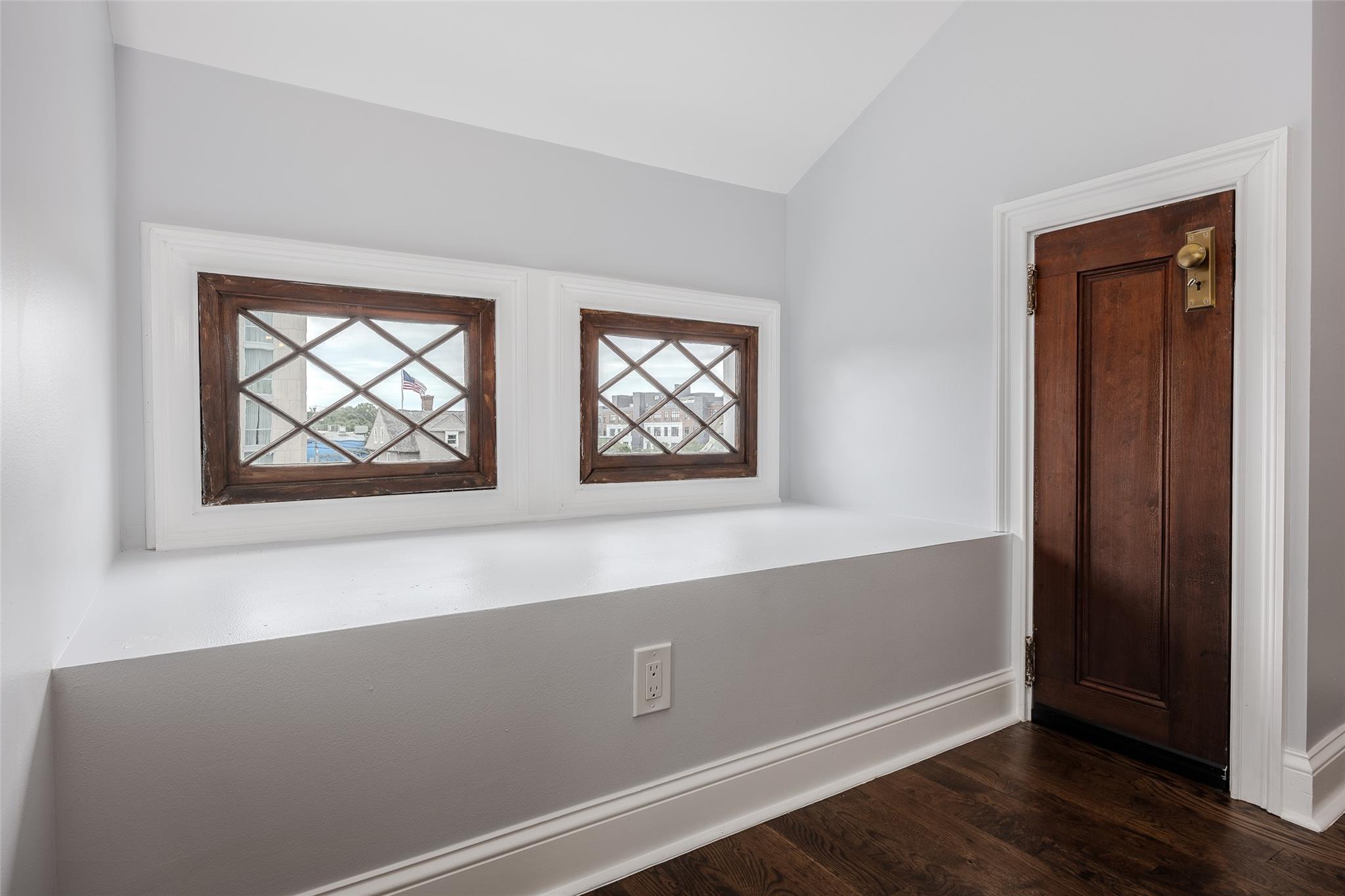 131 Ostrander Avenue Property Photo 38