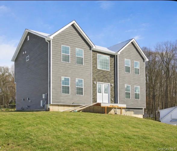 14 Vargas (aka 70 Jessup Ln) Circle Property Photo 2