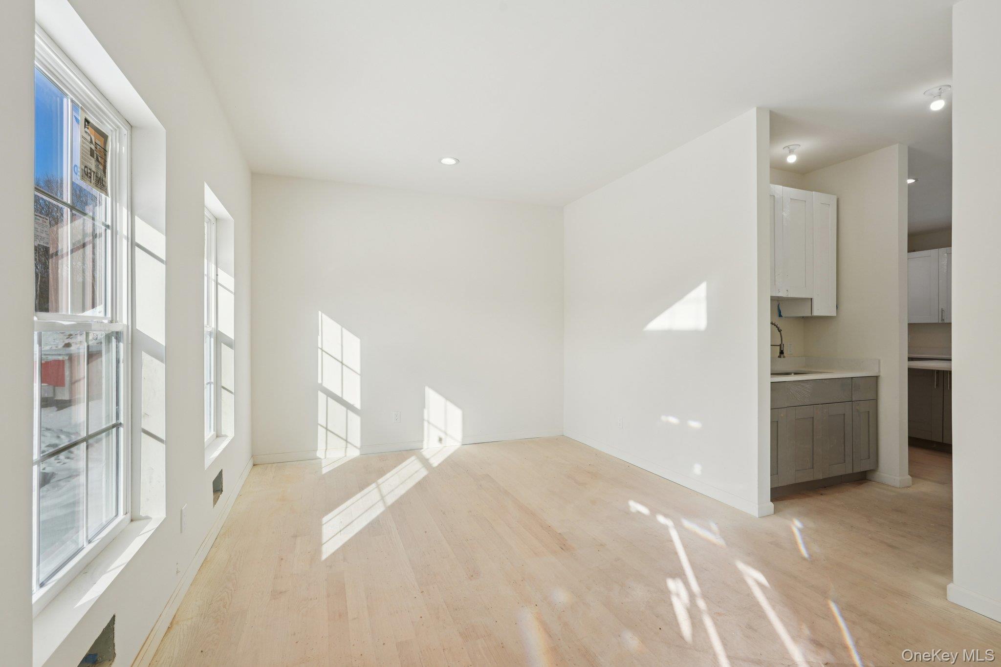 14 Vargas (aka 70 Jessup Ln) Circle Property Photo 19