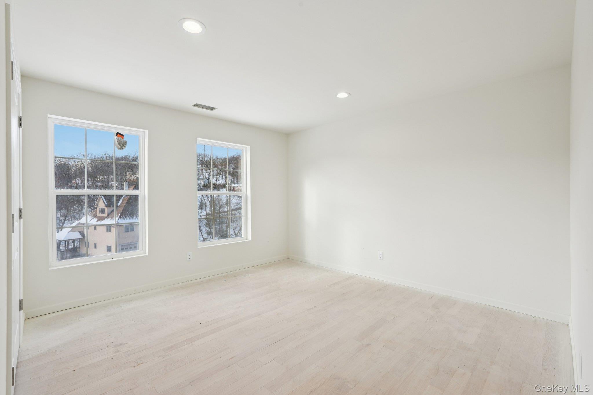 14 Vargas (aka 70 Jessup Ln) Circle Property Photo 22