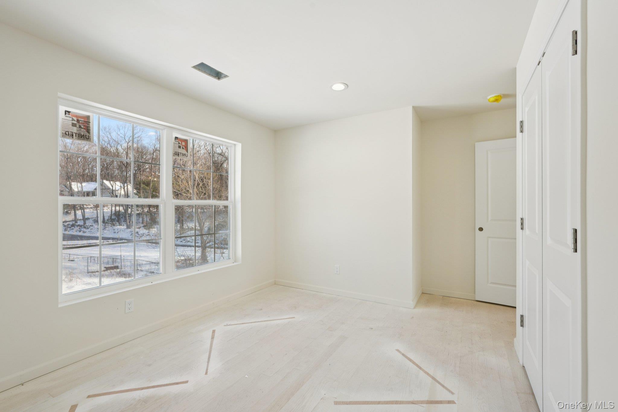 14 Vargas (aka 70 Jessup Ln) Circle Property Photo 28