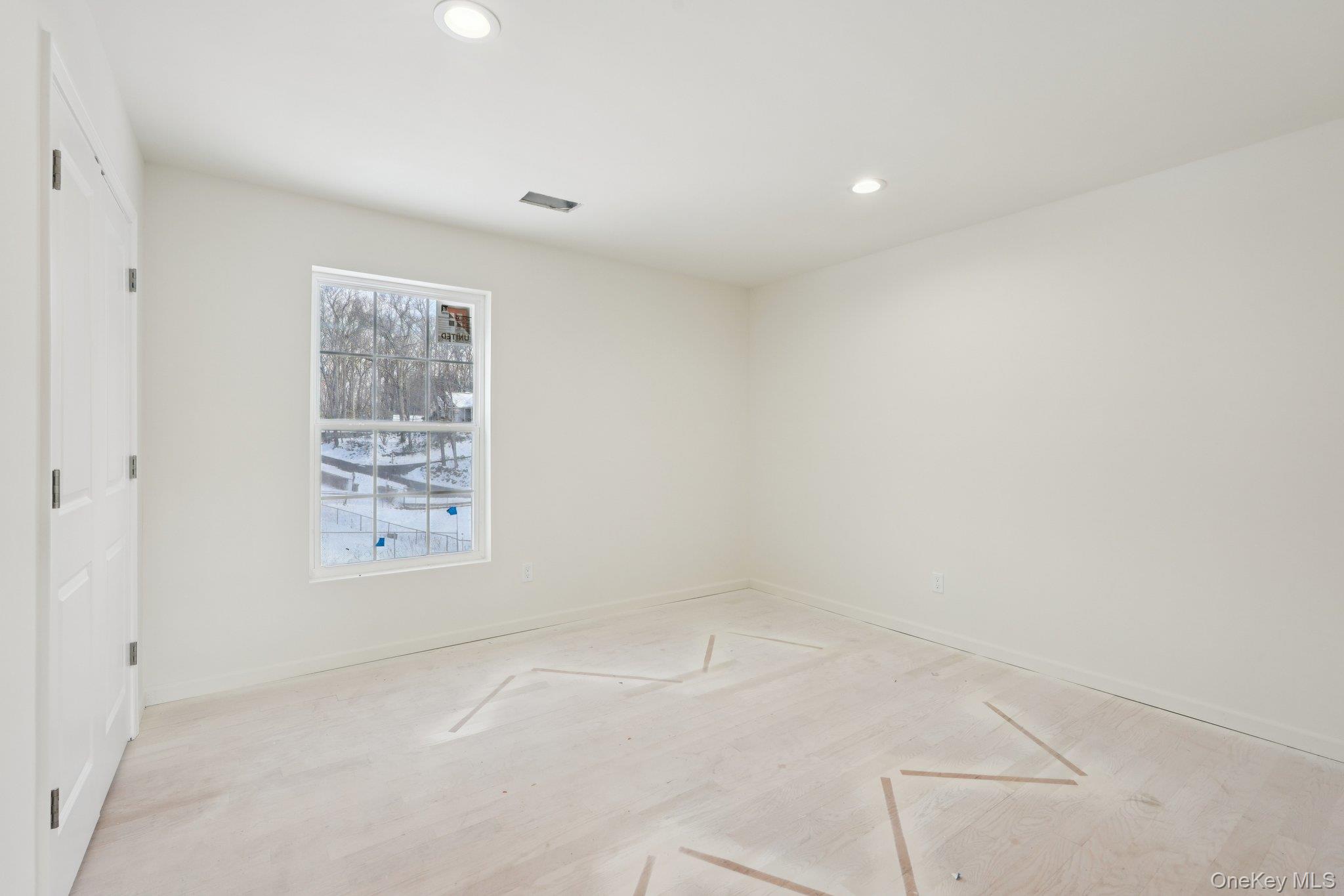 14 Vargas (aka 70 Jessup Ln) Circle Property Photo 29