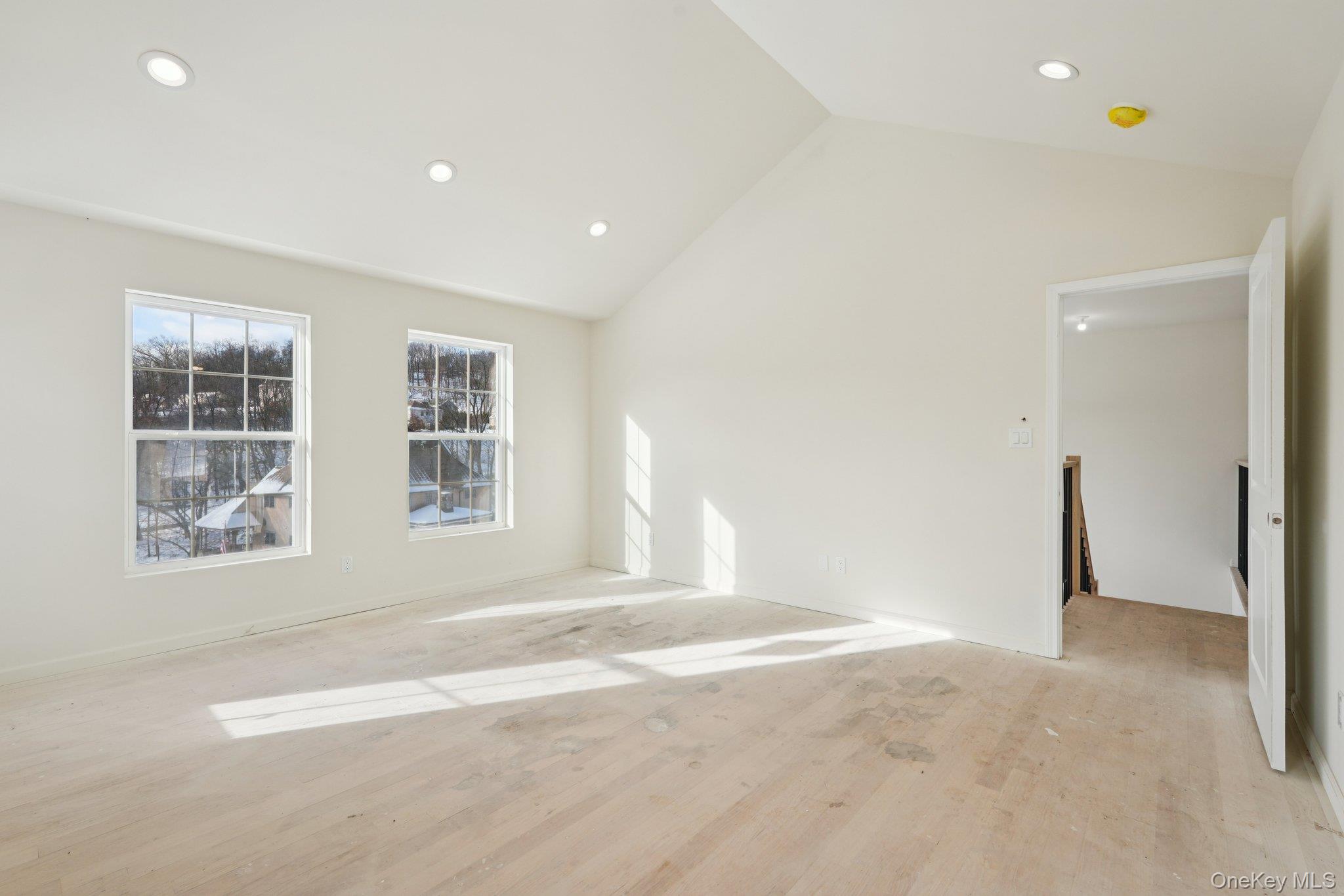 14 Vargas (aka 70 Jessup Ln) Circle Property Photo 35