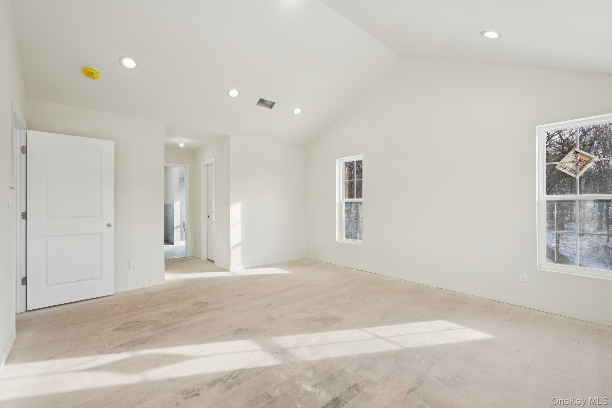 14 Vargas (aka 70 Jessup Ln) Circle Property Photo 37