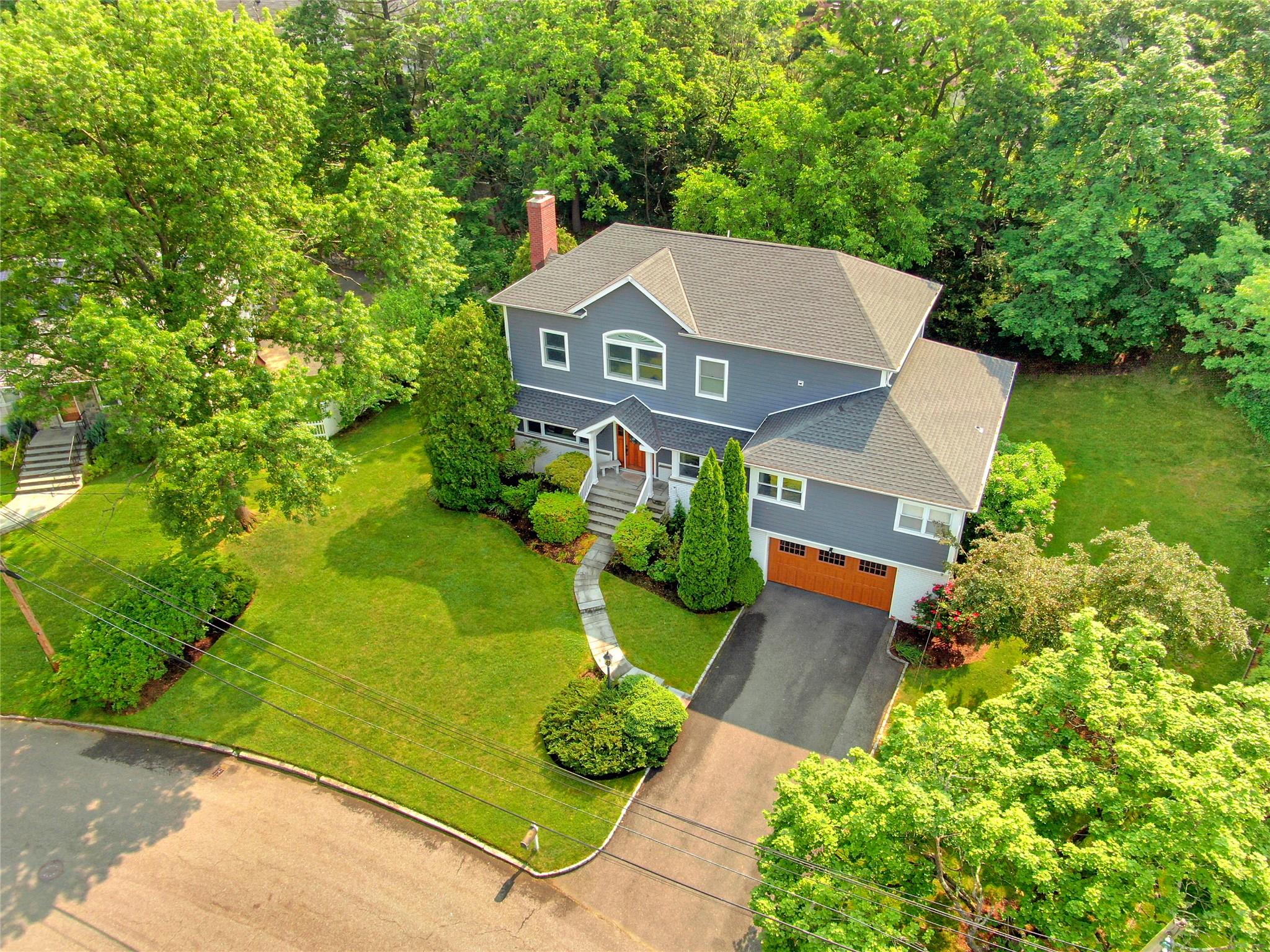 21 Winding Brook Road Property Photo 1
