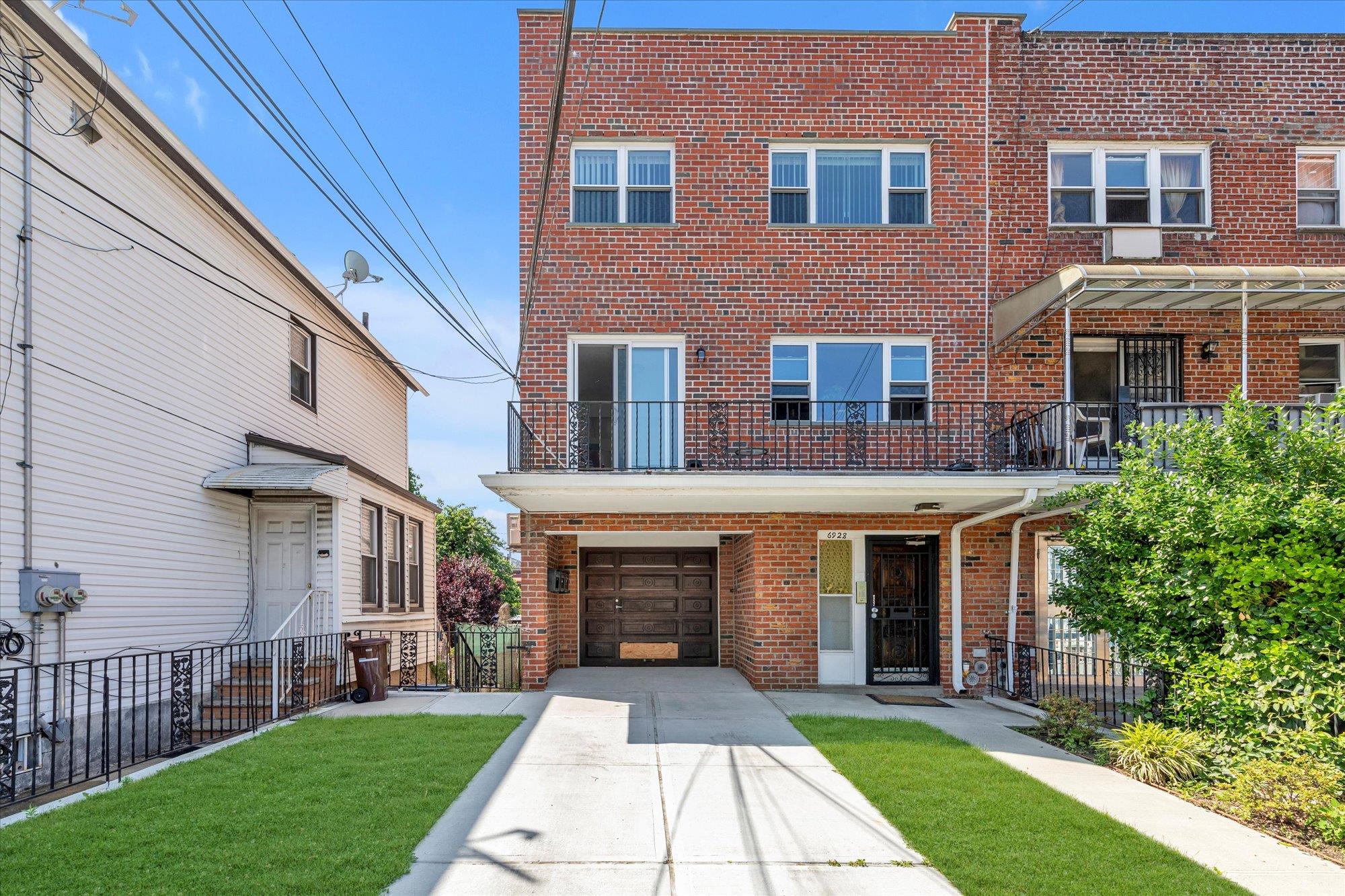 69-28 43rd Avenue Property Photo 1