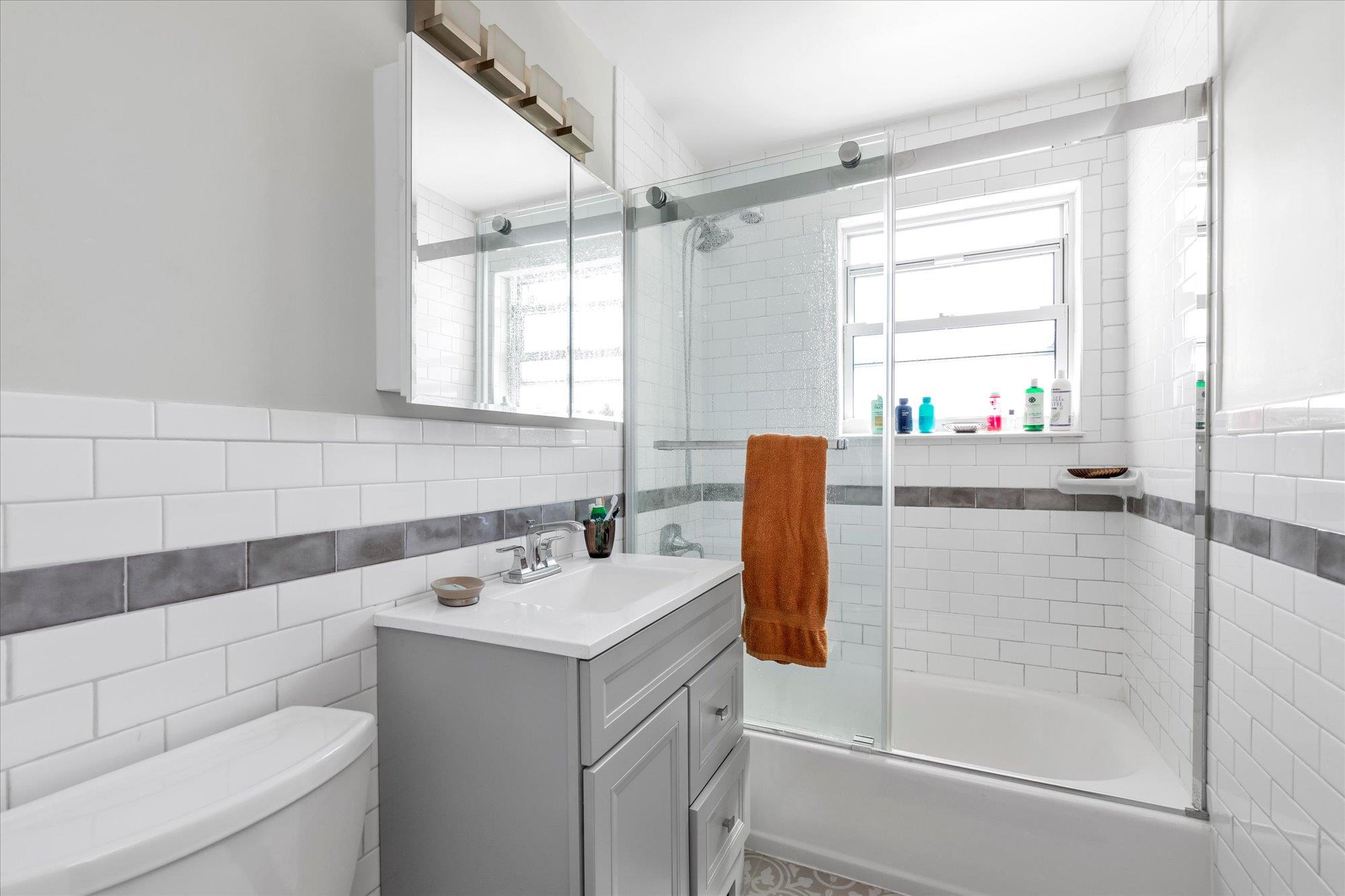 69-28 43rd Avenue Property Photo 7