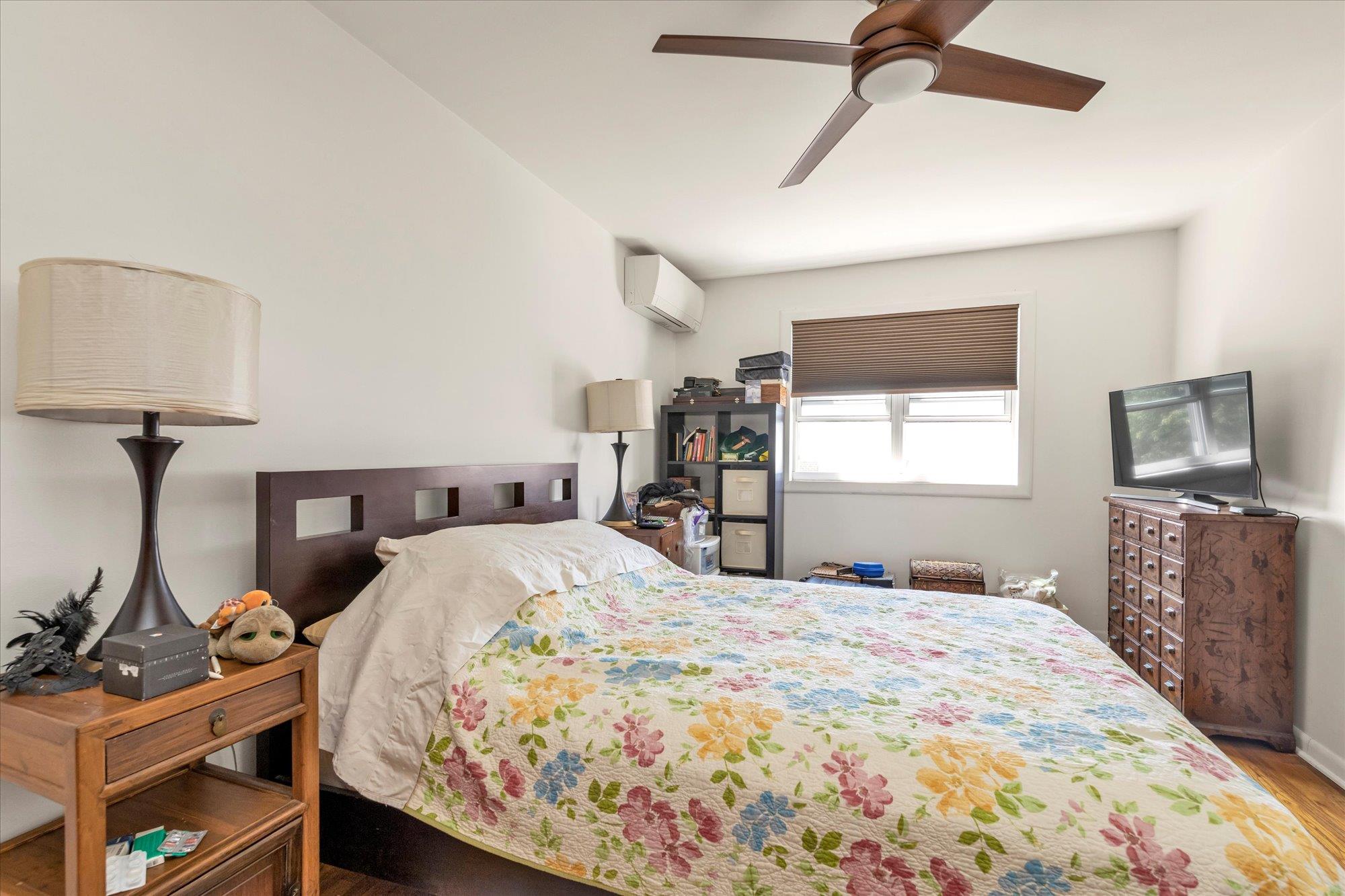 69-28 43rd Avenue Property Photo 9