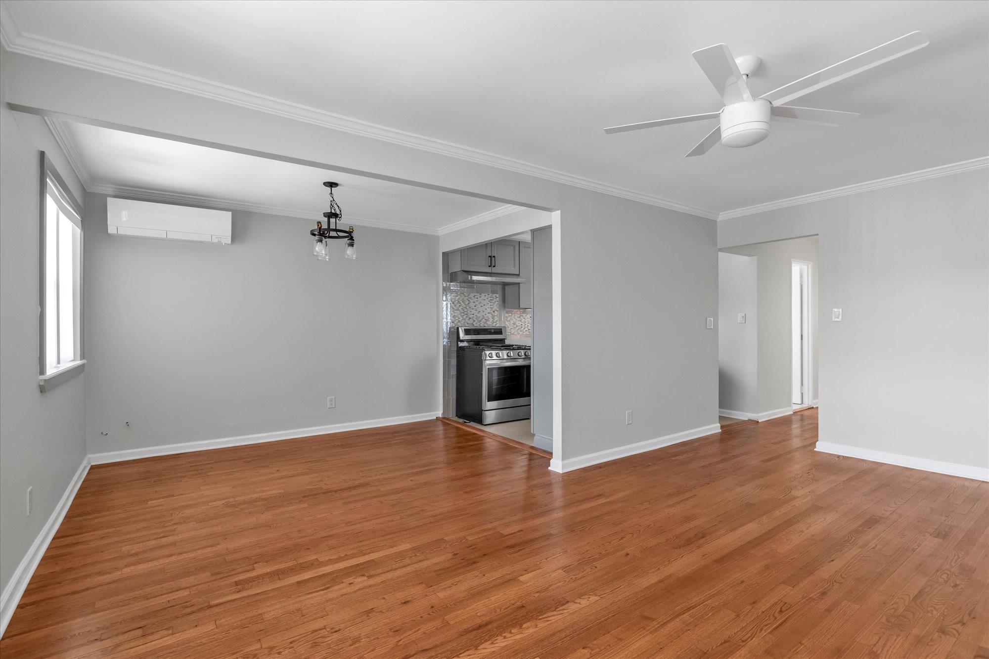 69-28 43rd Avenue Property Photo 17