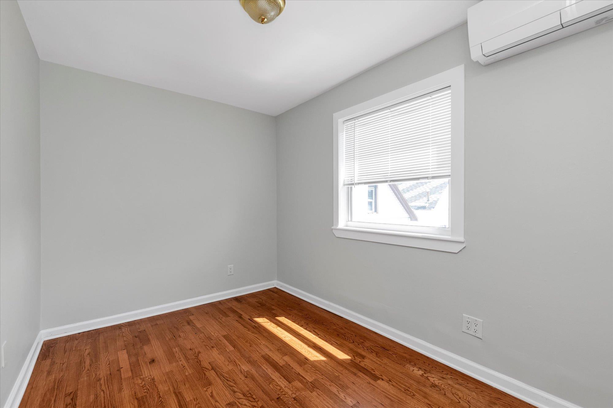 69-28 43rd Avenue Property Photo 22