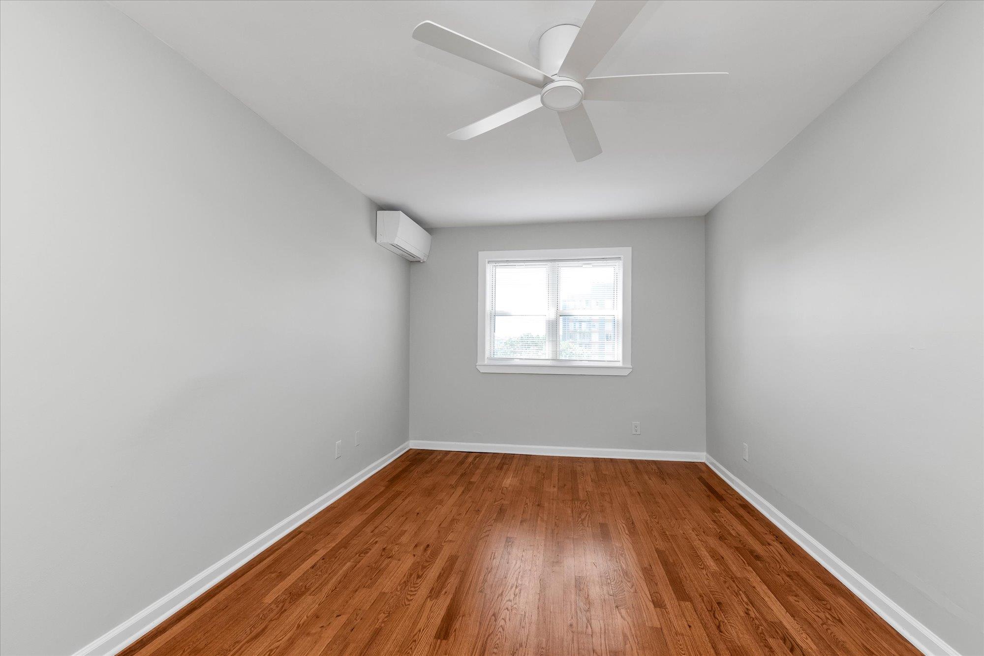 69-28 43rd Avenue Property Photo 24