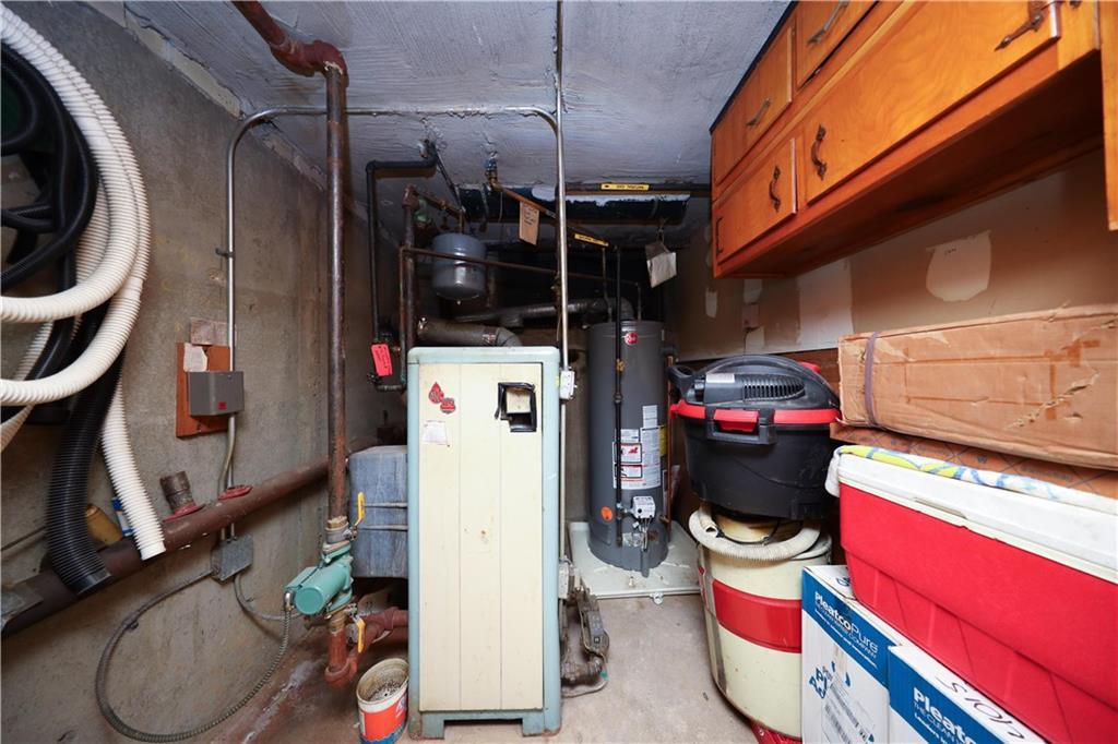 1296 E 54th Street Property Photo 30