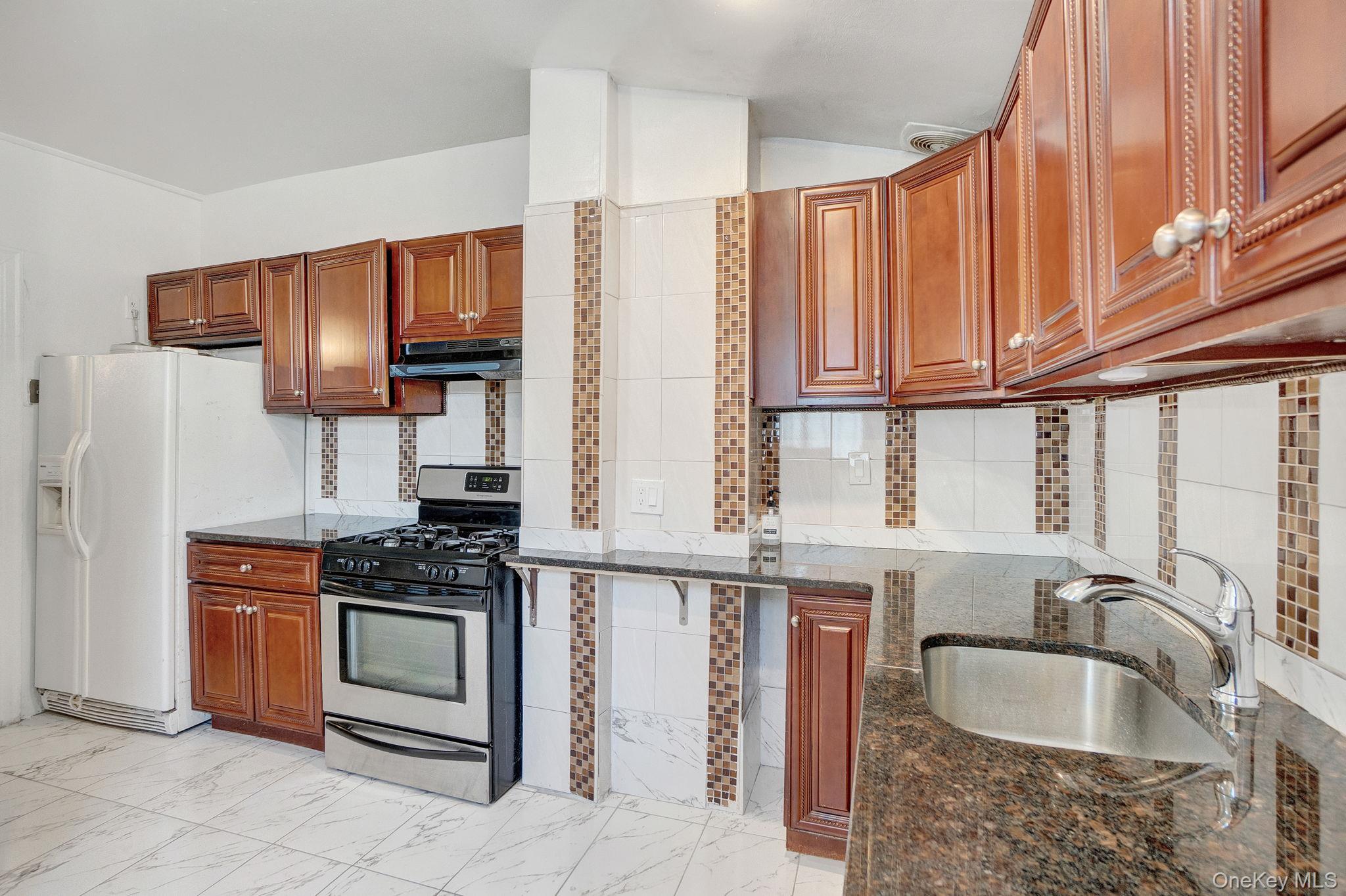 90-31 185th Street Property Photo 10