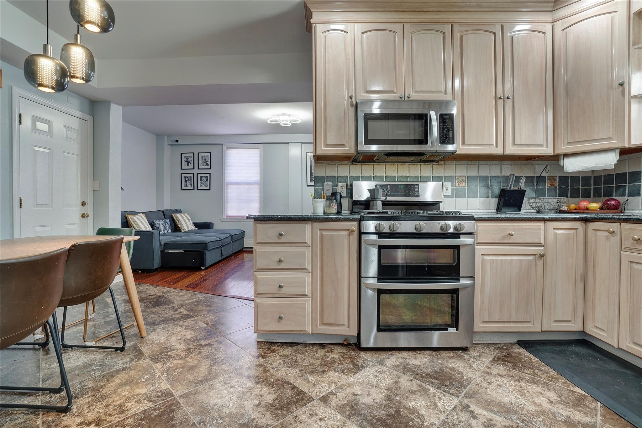 212 Beach 118th Street Property Photo 18