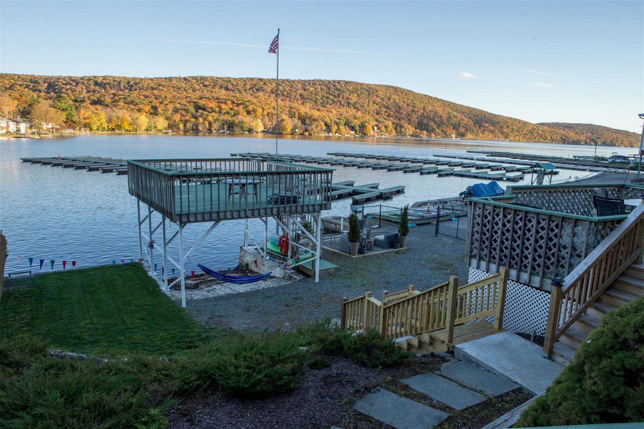 636 Jersey Avenue Property Photo 4