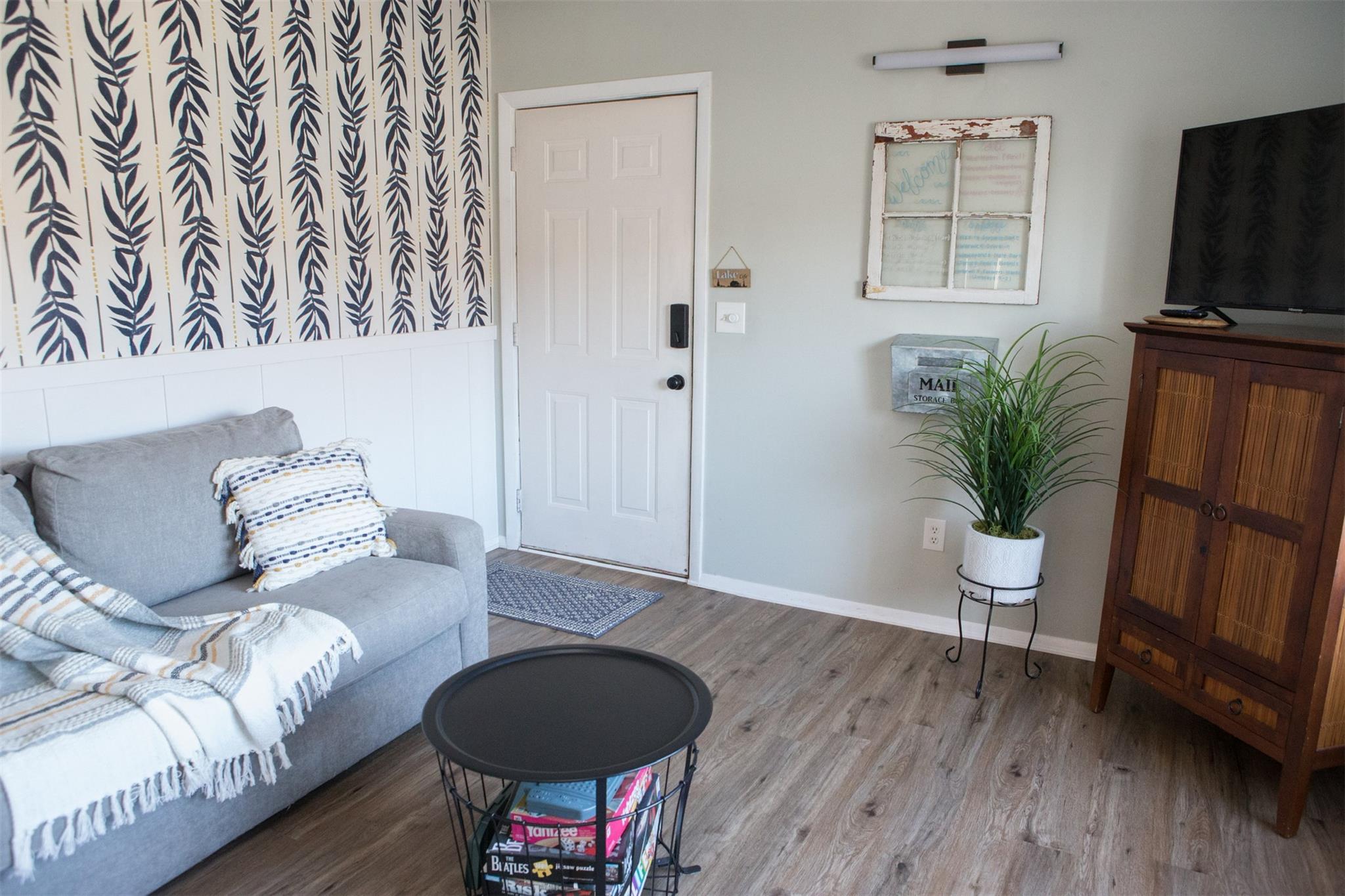 636 Jersey Avenue Property Photo 14