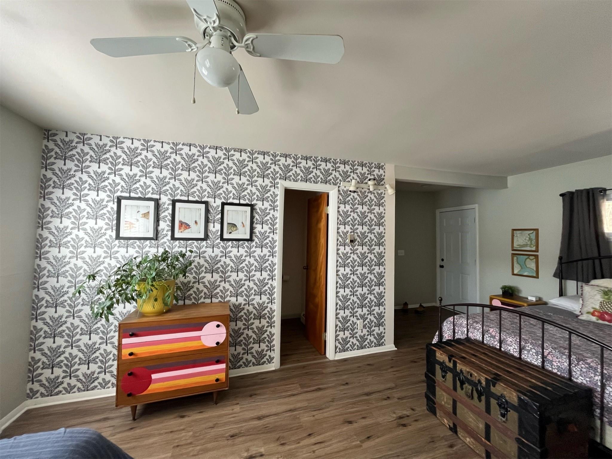 636 Jersey Avenue Property Photo 15