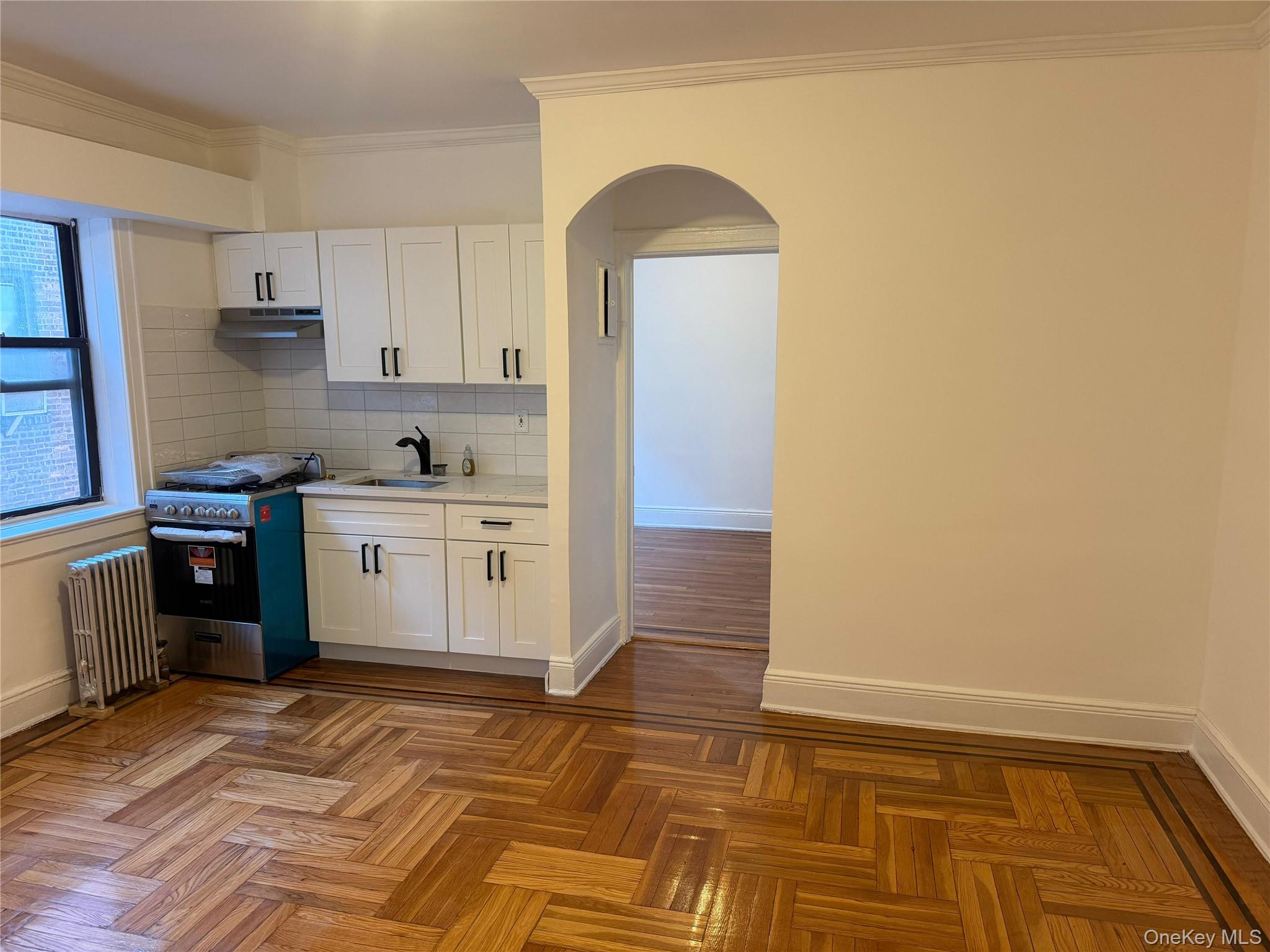 61-40 Saunders Street D24 Property Photo 2