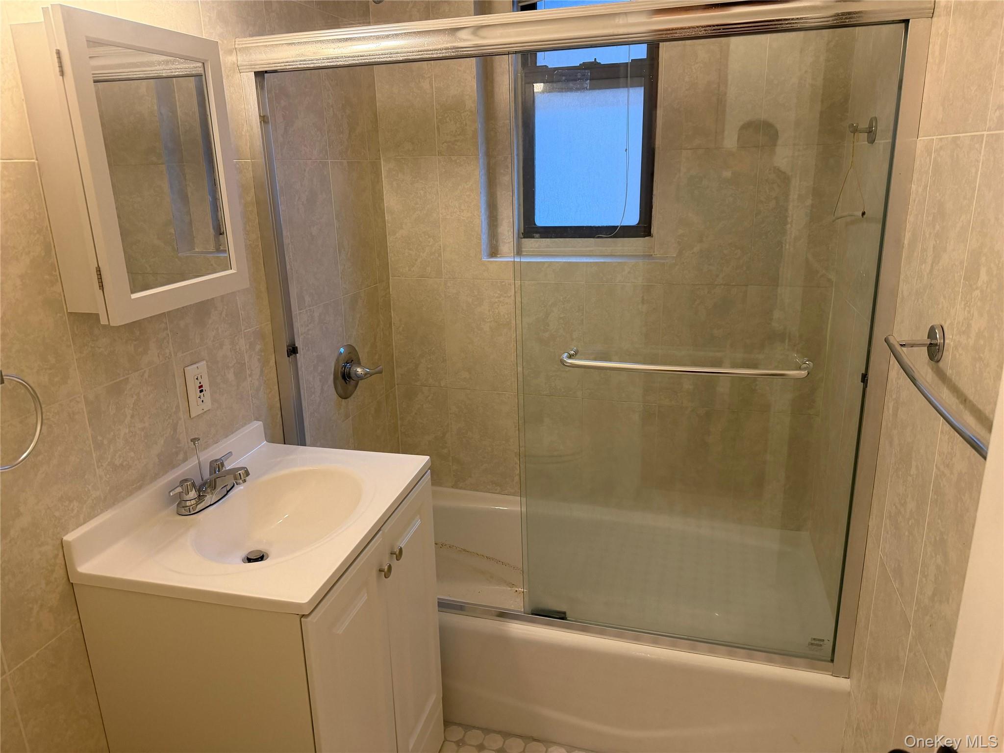61-40 Saunders Street D24 Property Photo 15